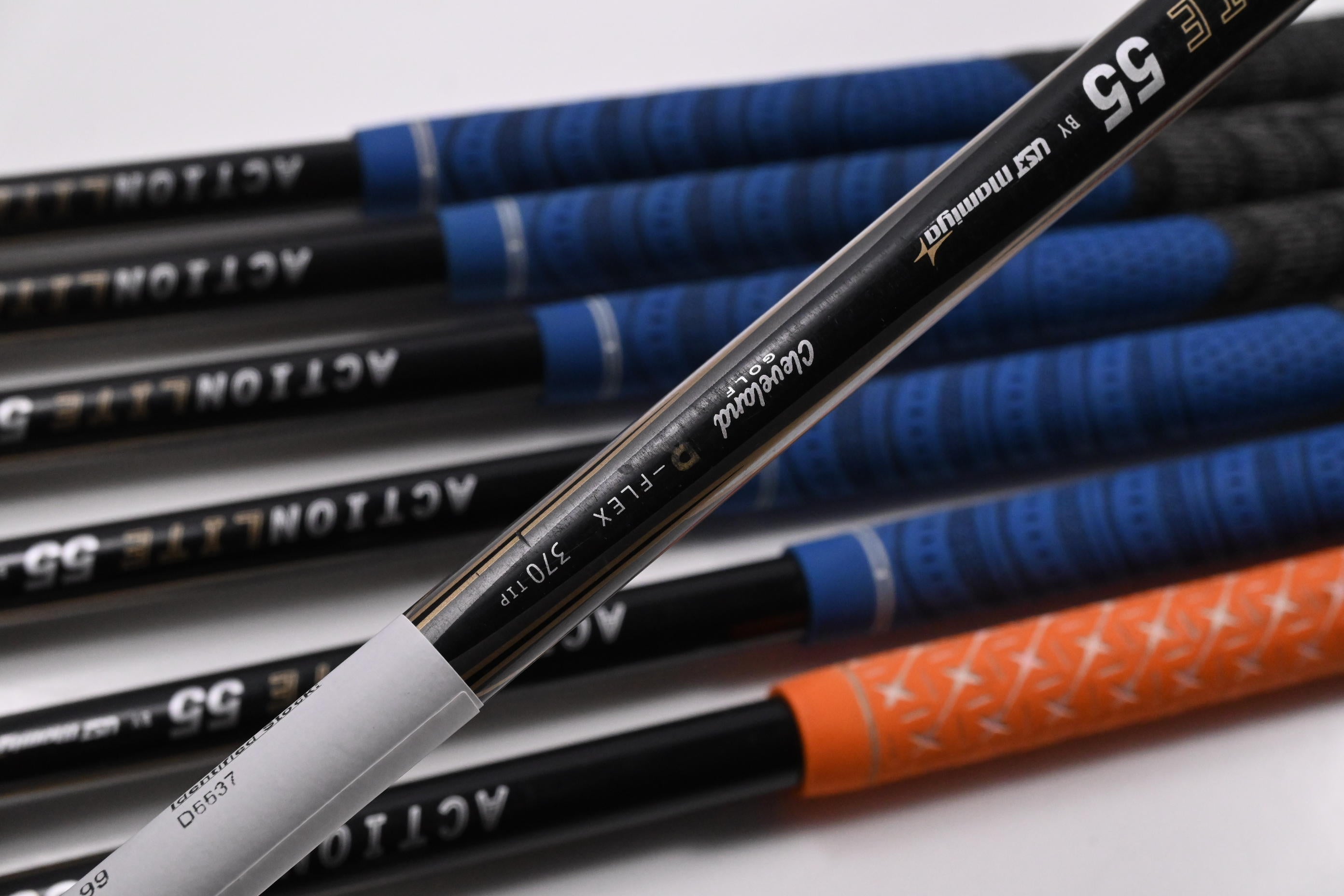 Cleveland 588 Altitude Irons / 4-PW / Regular Flex ActionLite 55 Shafts