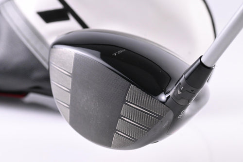 Titleist TSR3 Driver / 9 Degree / Regular Flex Tour AD UB-5 Shaft