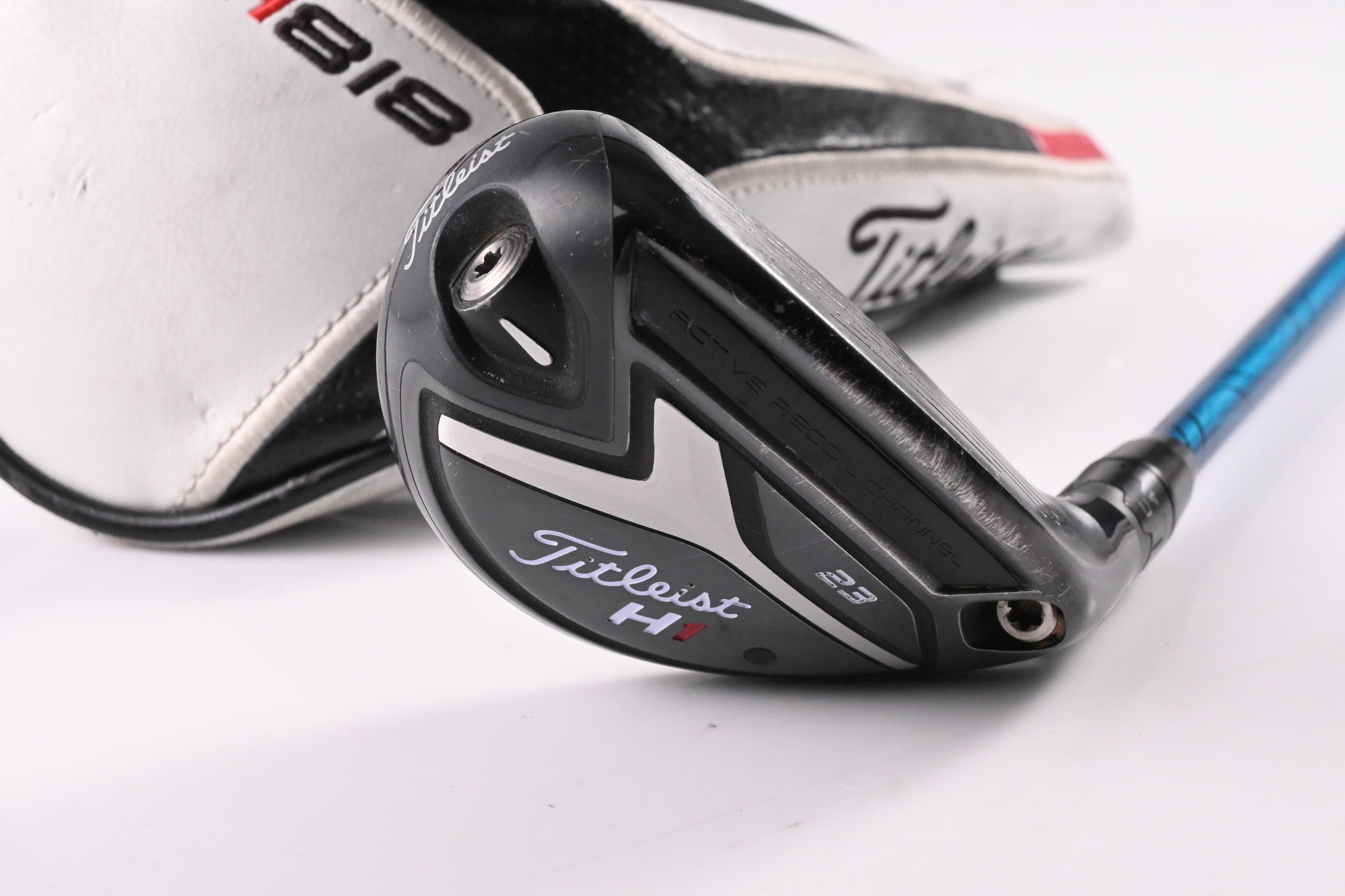 Titleist 818 H1 #4 Hybrid / 23 Degree / Regular Flex Evenflow Blue 85 Shaft