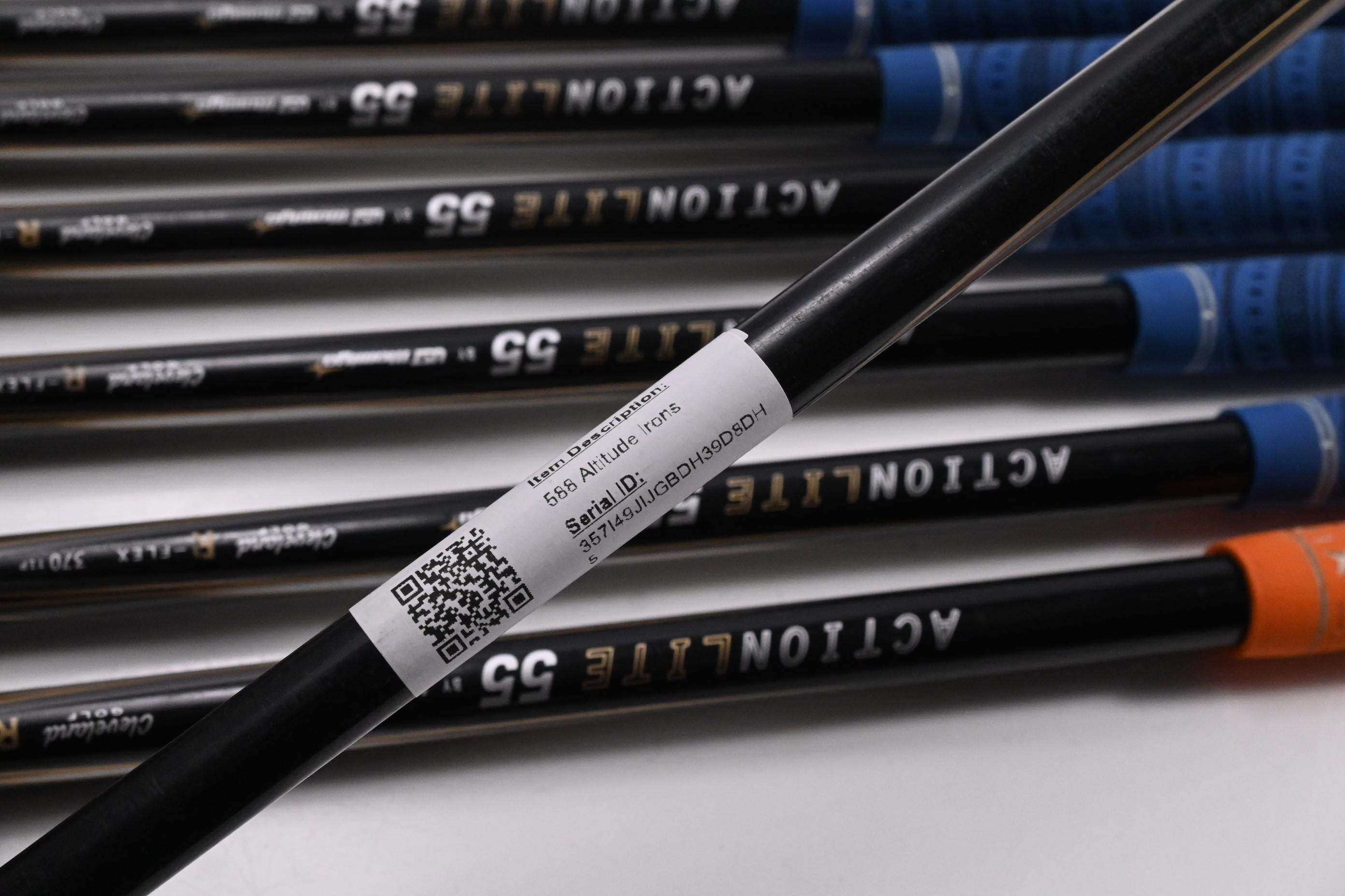 Cleveland 588 Altitude Irons / 4-PW / Regular Flex ActionLite 55 Shafts