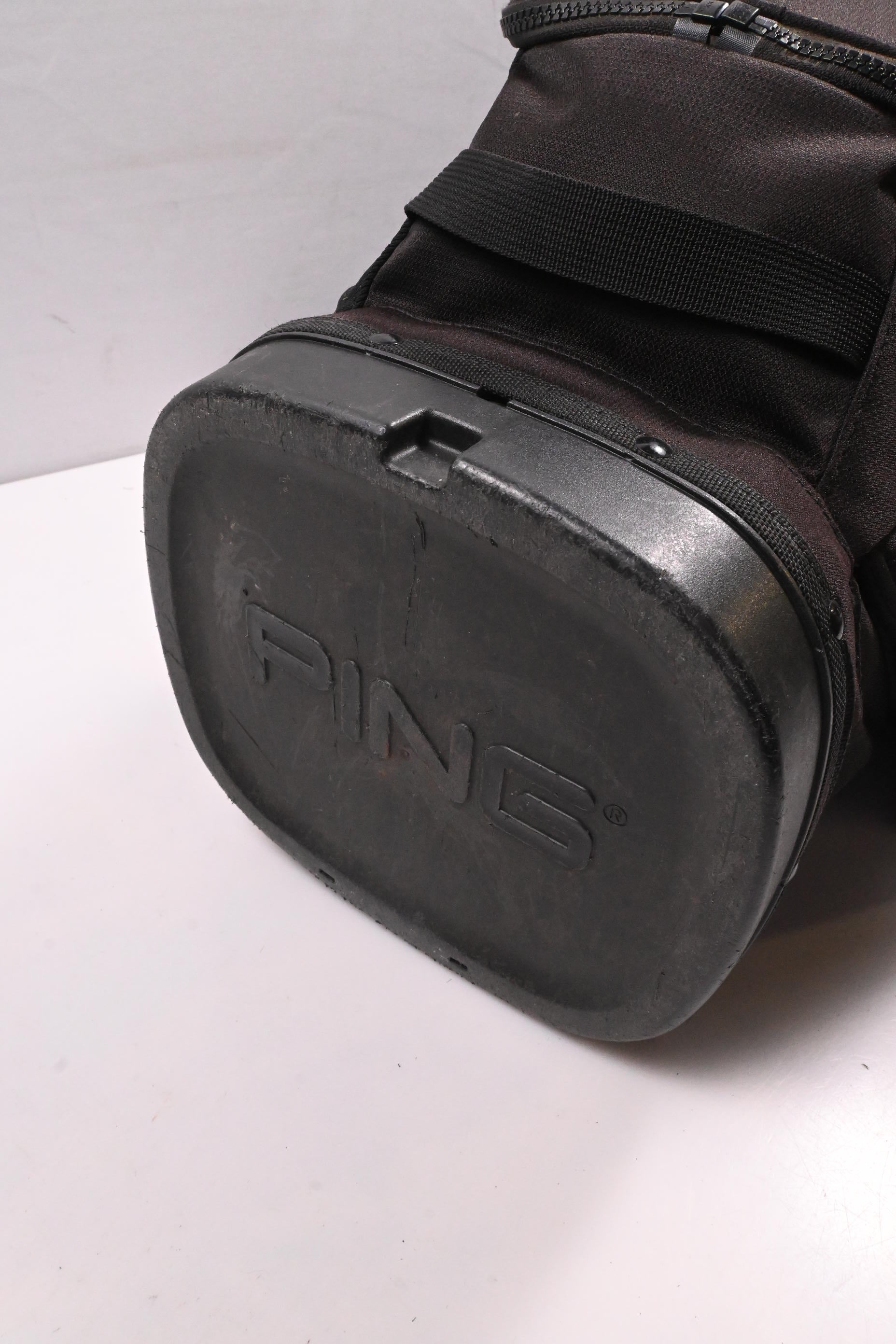 Ping Hoofer Lite Stand Bag / 4-Way Divider / Black