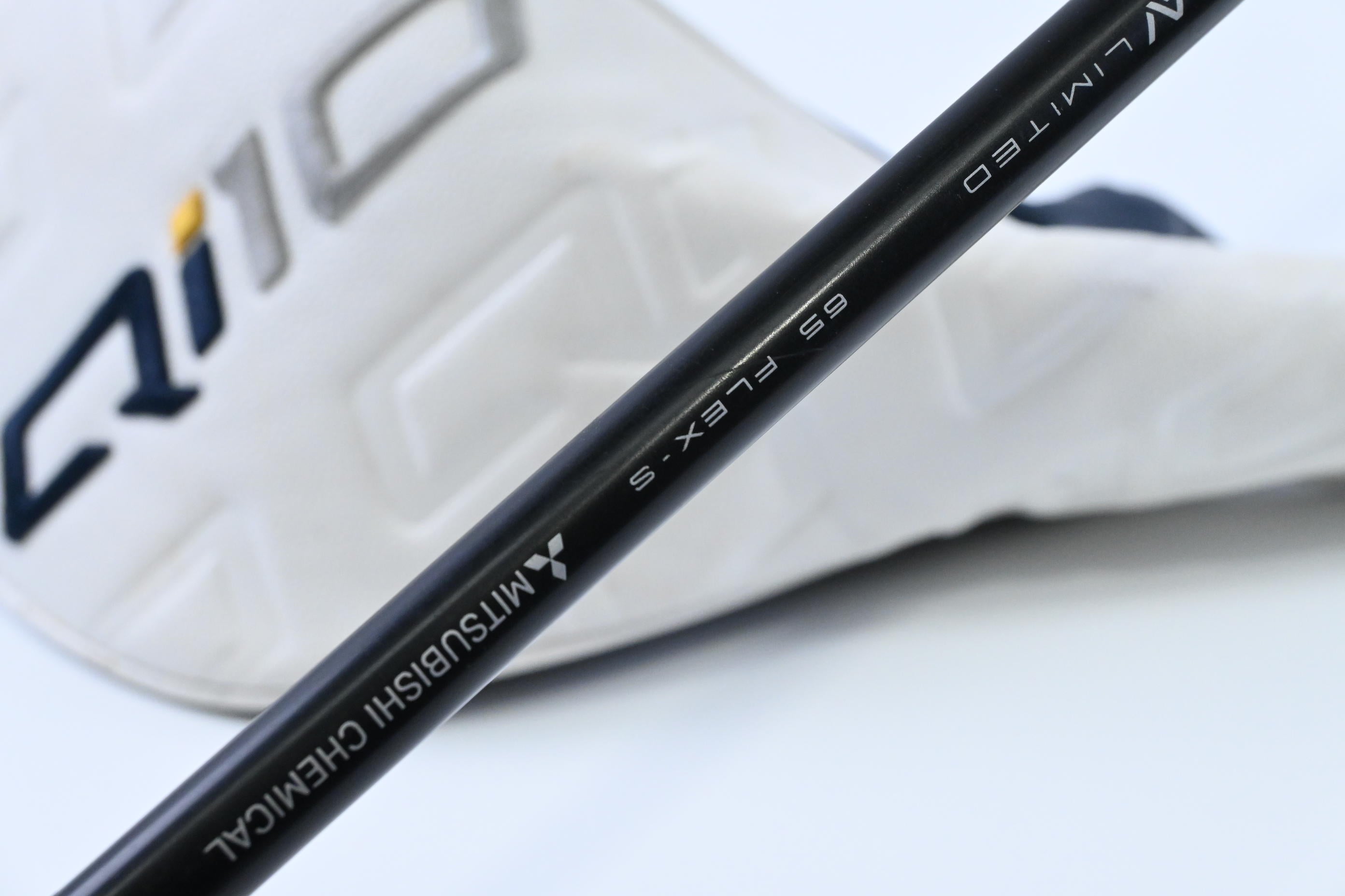 Taylormade Qi10 LS Driver / 9 Degree / Stiff Flex Tensei AV Limited Blue 65