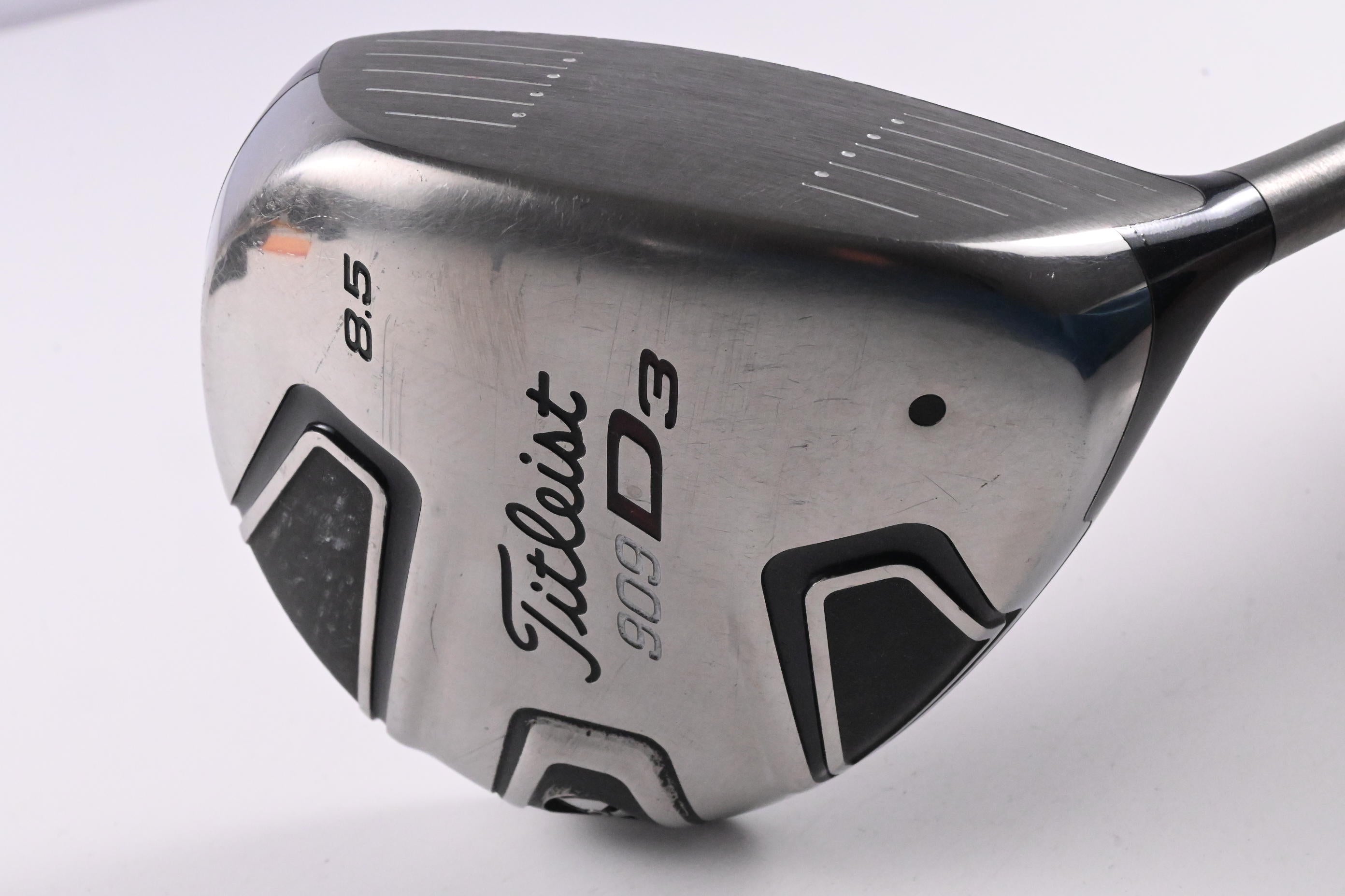 Titleist 909 D3 Driver / 8.5 Degree / X-Flex UST Proforce V2 76 Shaft