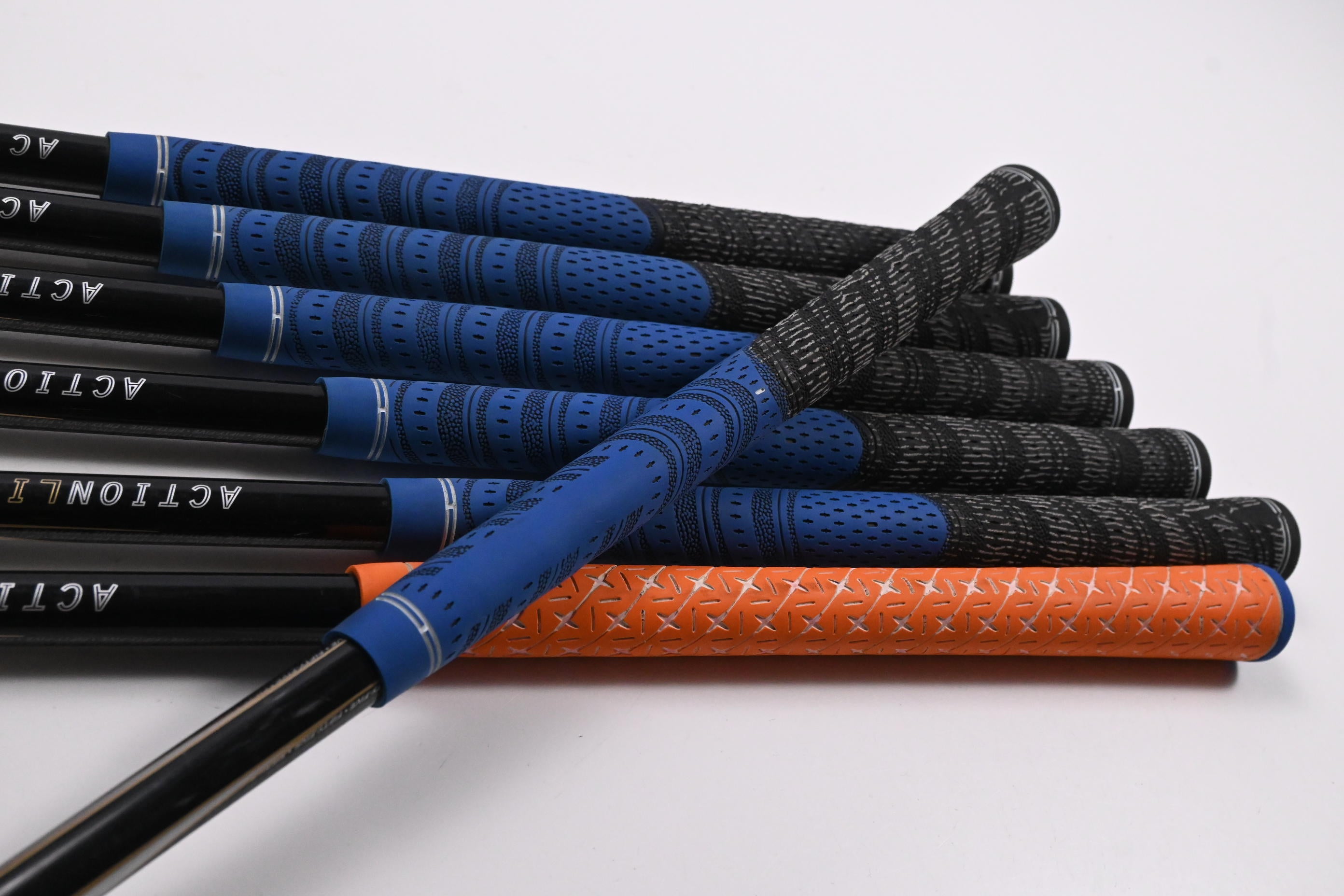 Cleveland 588 Altitude Irons / 4-PW / Regular Flex ActionLite 55 Shafts