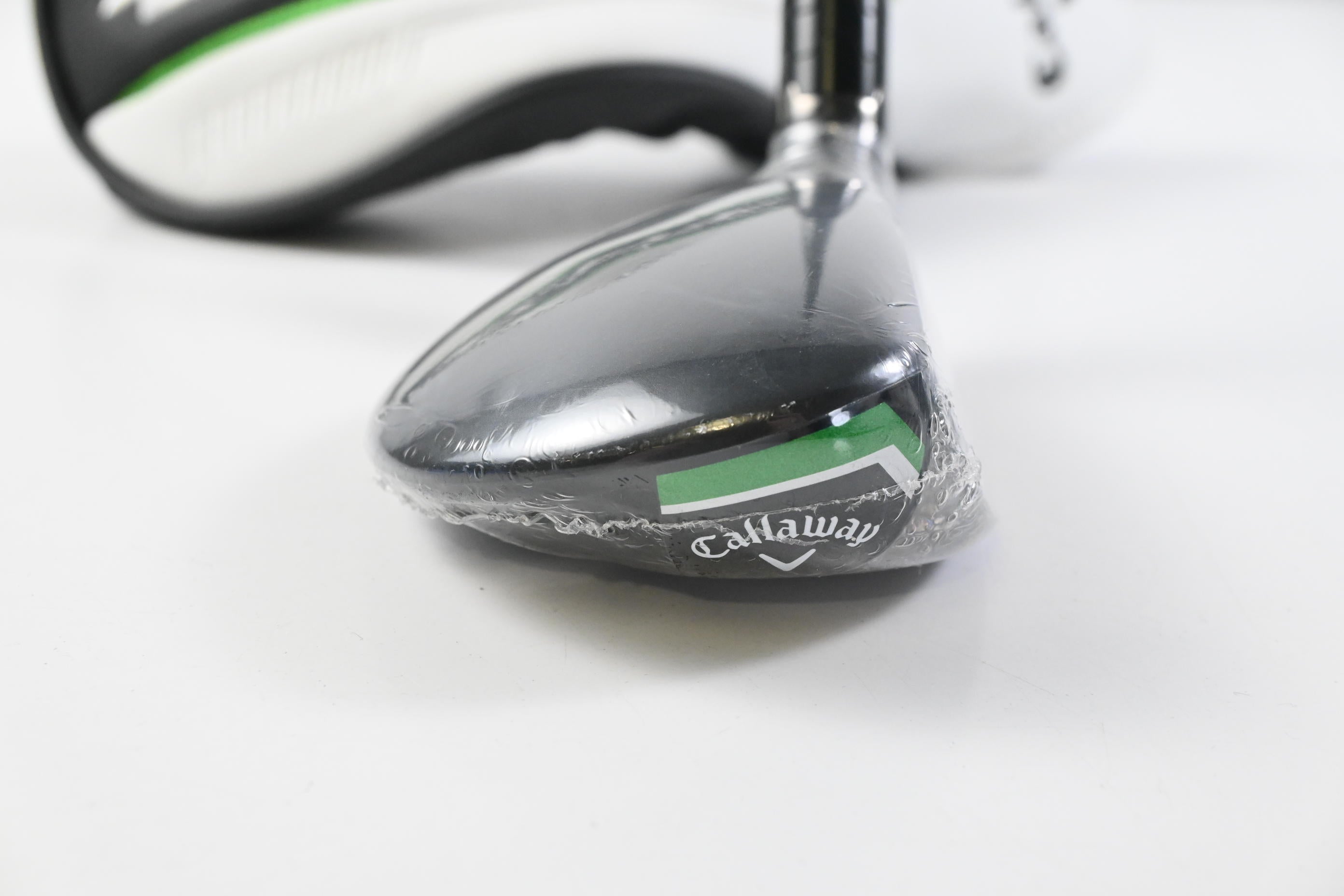 Callaway Elyte #4 Hybrid / 22 Degree / Regular Flex Denali Charcoal 60 Shaft