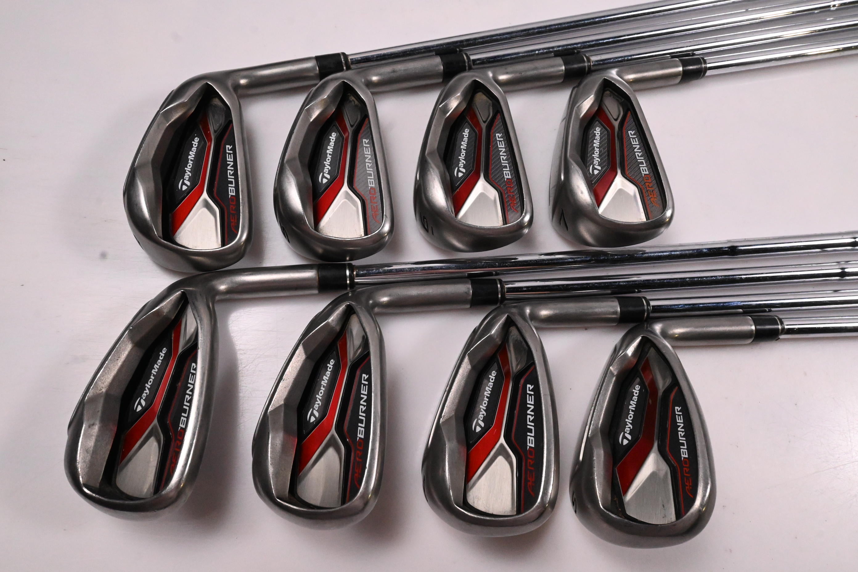 Taylormade Aeroburner Irons / 4-PW+SW / Stiff Flex Reax 88 Shafts