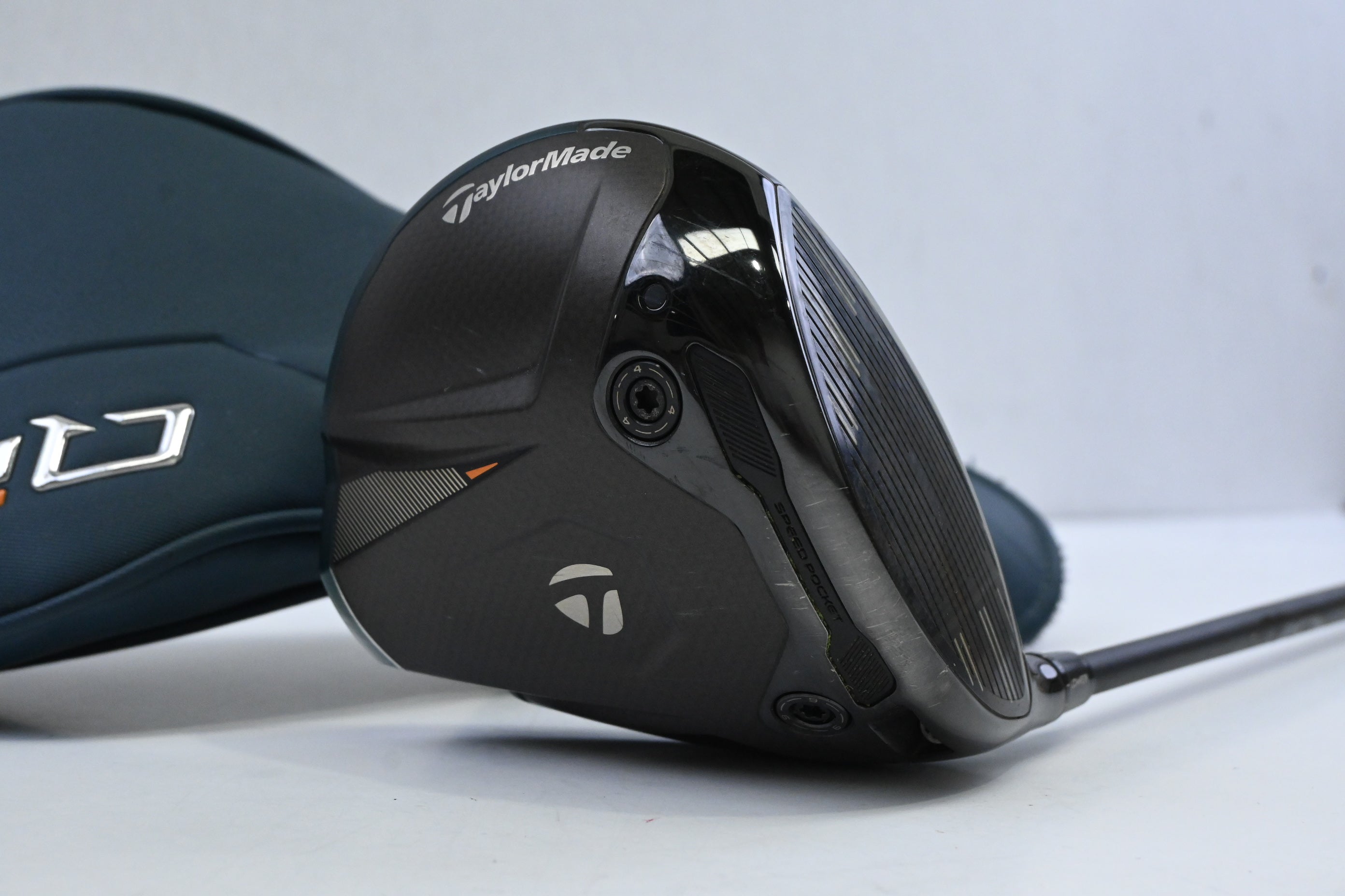 Taylormade Qi4D Driver / 9 Degree / X-Flex Taylormade Reax Red 60 Shaft