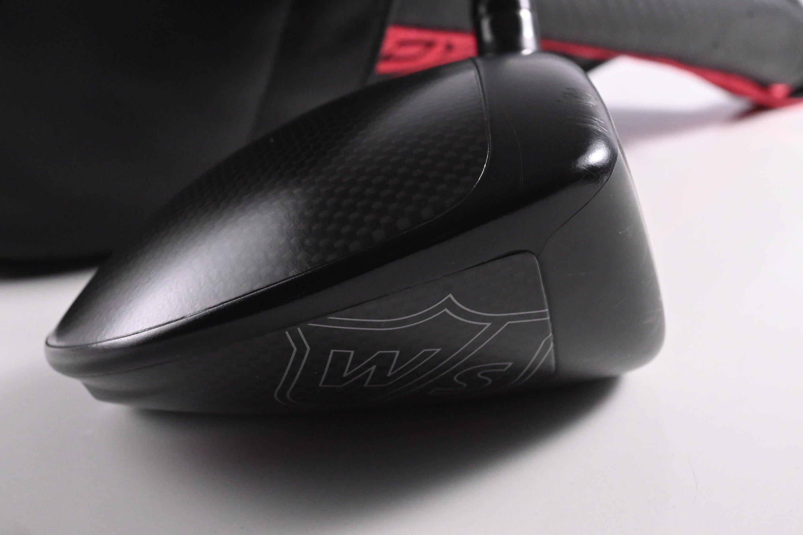 Ladies Wilson Dynapower Carbon 2023 Driver / 10.5 Degree / Ladies EvenFlow 45