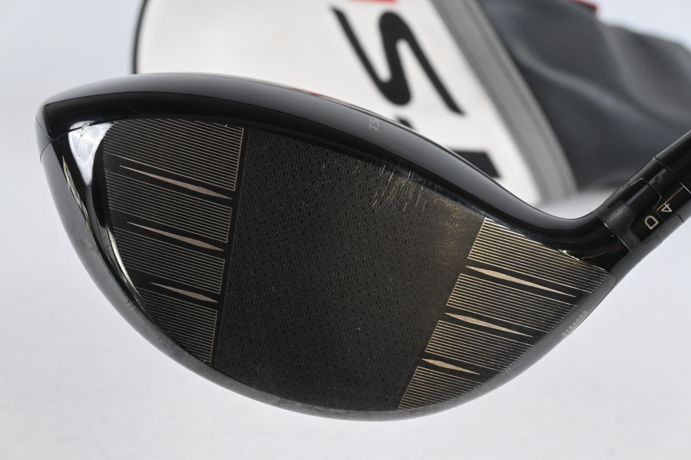 Titleist TSR2 Driver / 9 Degree / Stiff Flex Tensei AV Blue 55 Shaft