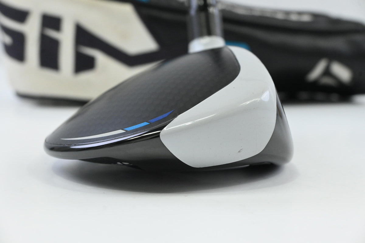 Taylormade SIM2 Ti #5 Wood / 19 Degree / Regular Flex Diamana F 55 Shaft