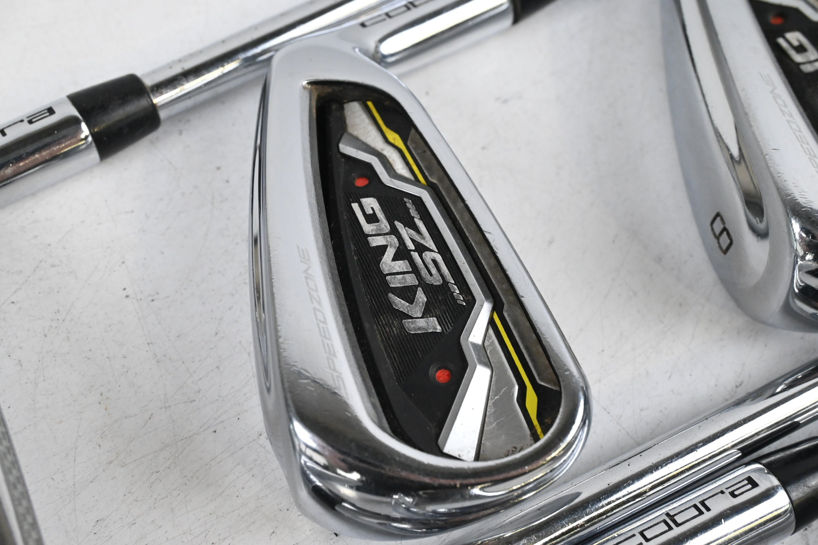 Cobra King Speedzone Irons / 6-PW+GW / Regular Flex KBS Tour 90 Shafts