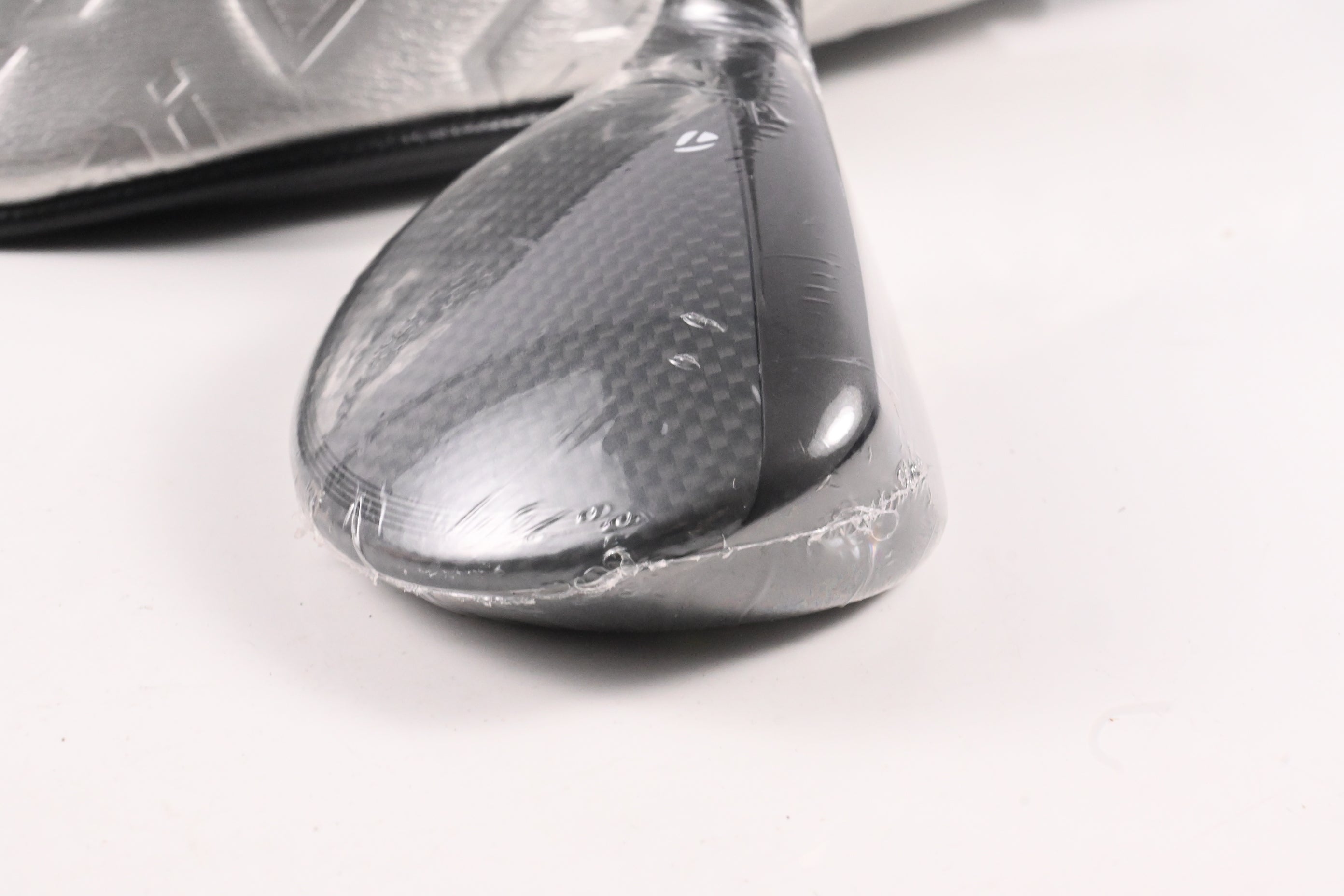Taylormade Qi35 #4 Hybrid / 22 Degree / Regular Flex Ventus Blue 6 Shaft