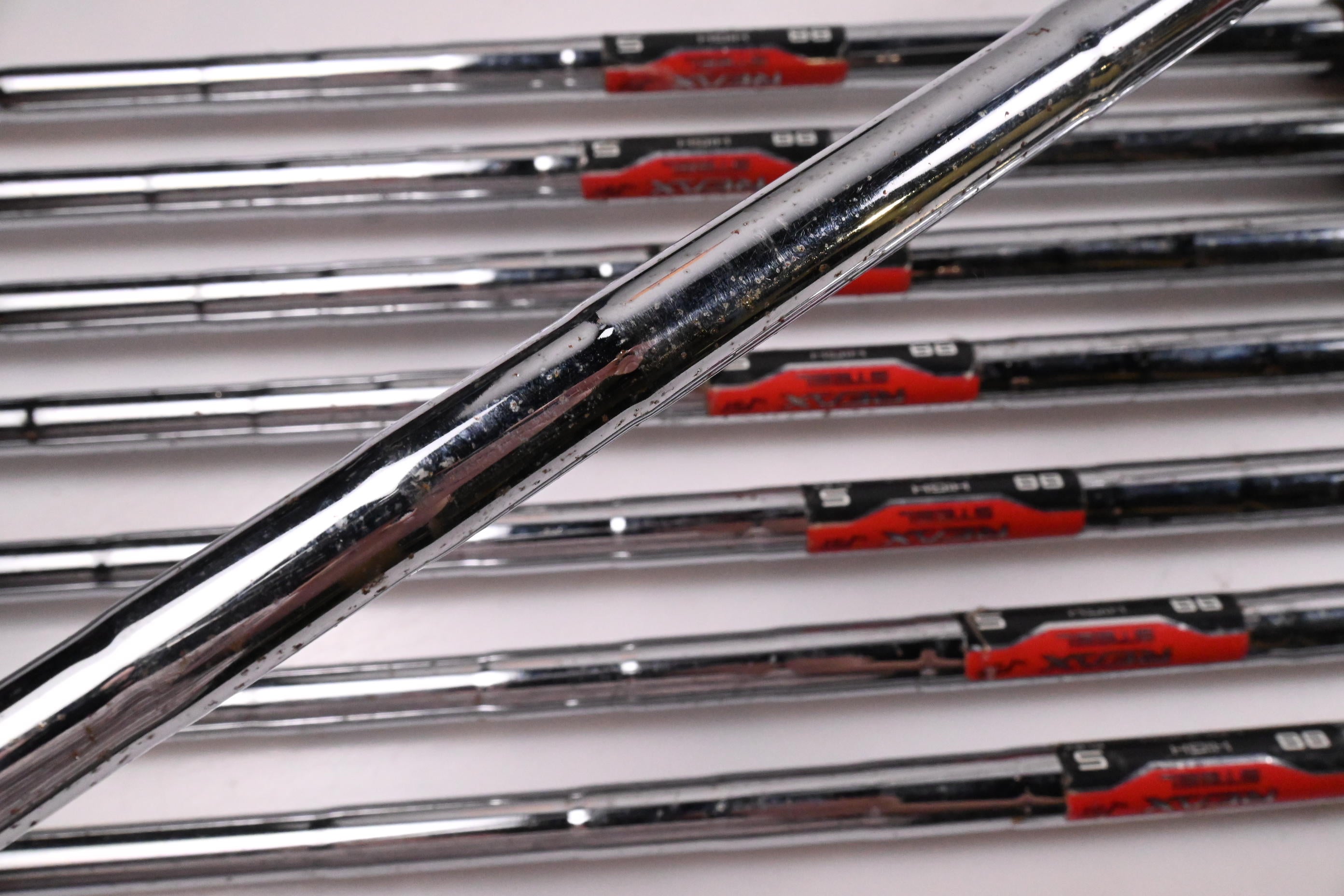 Taylormade Aeroburner Irons / 4-PW+SW / Stiff Flex Reax 88 Shafts