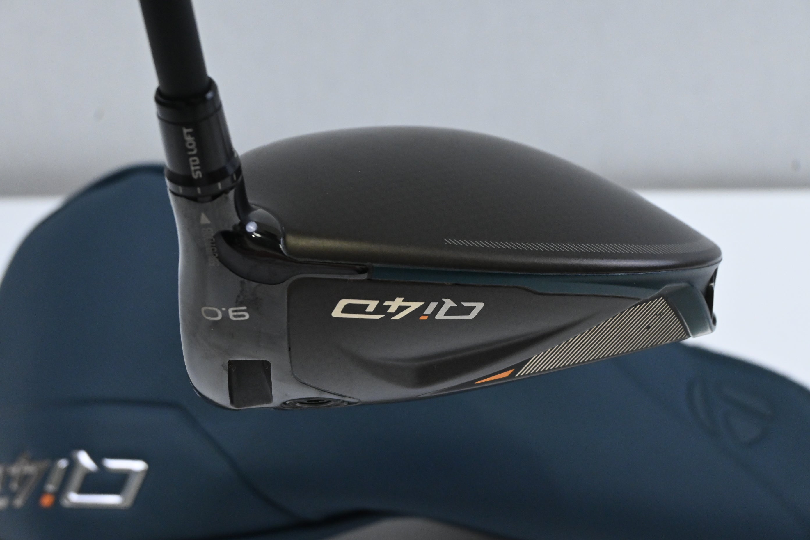 Taylormade Qi4D Driver / 9 Degree / X-Flex Taylormade Reax Red 60 Shaft