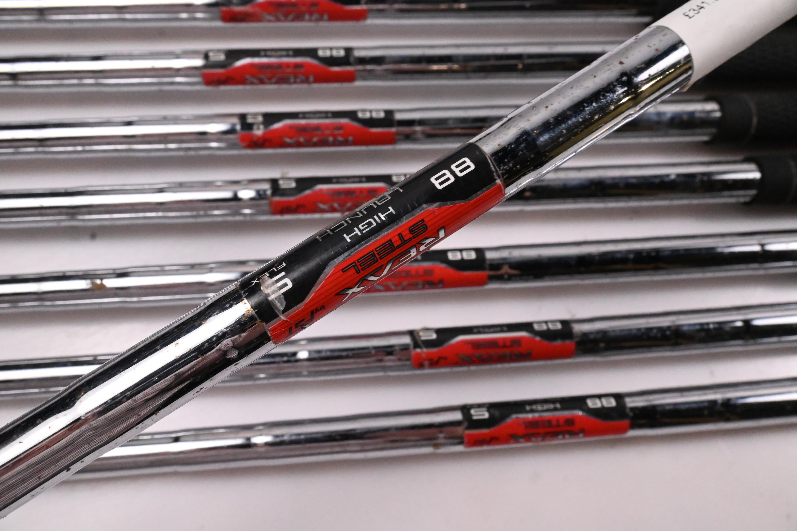 Taylormade Aeroburner Irons / 4-PW+SW / Stiff Flex Reax 88 Shafts
