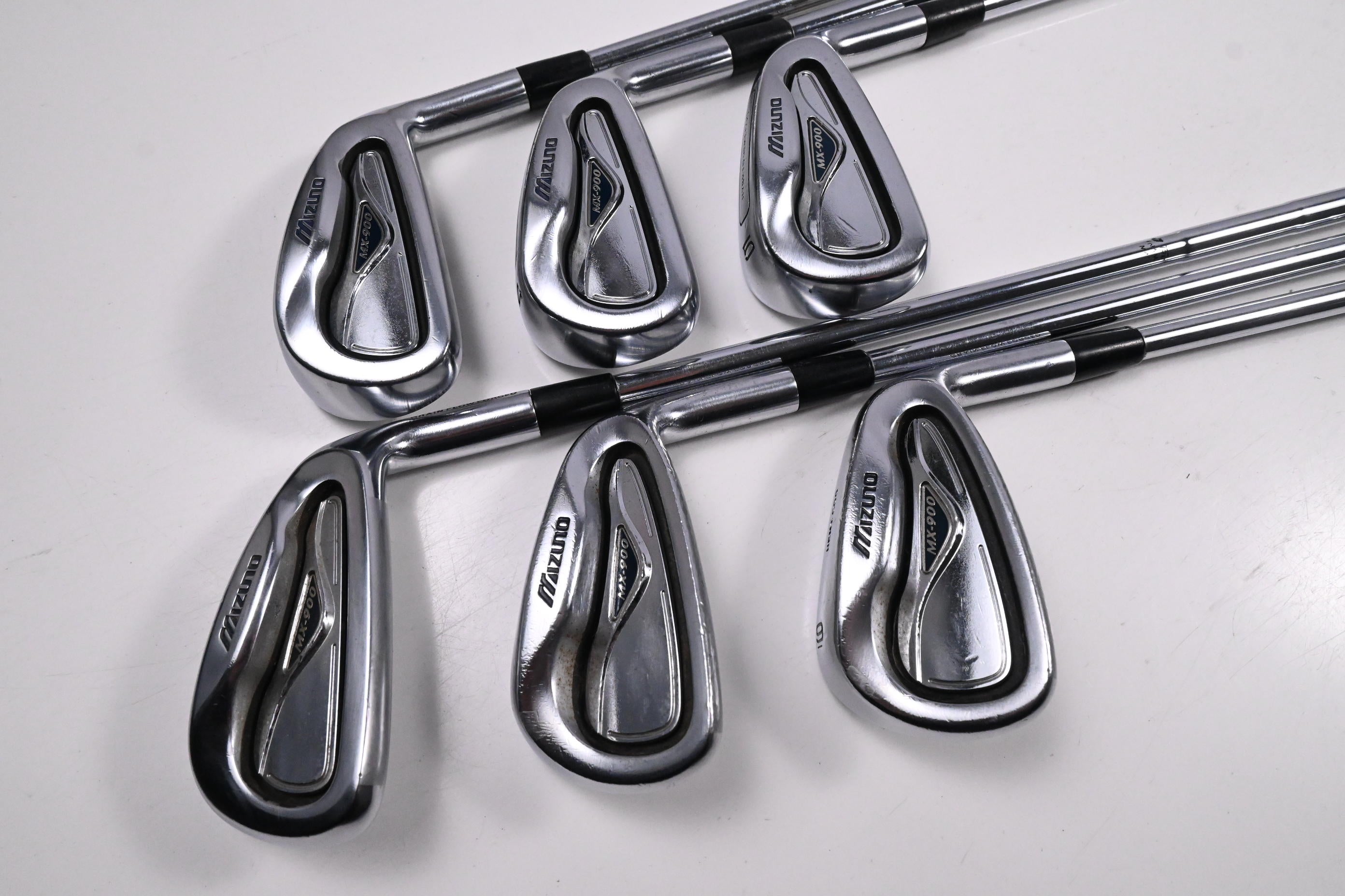Mizuno MX-900 Irons / 3-9I / Stiff Flex Dynamic Gold Lite Shafts / No 6 Iron