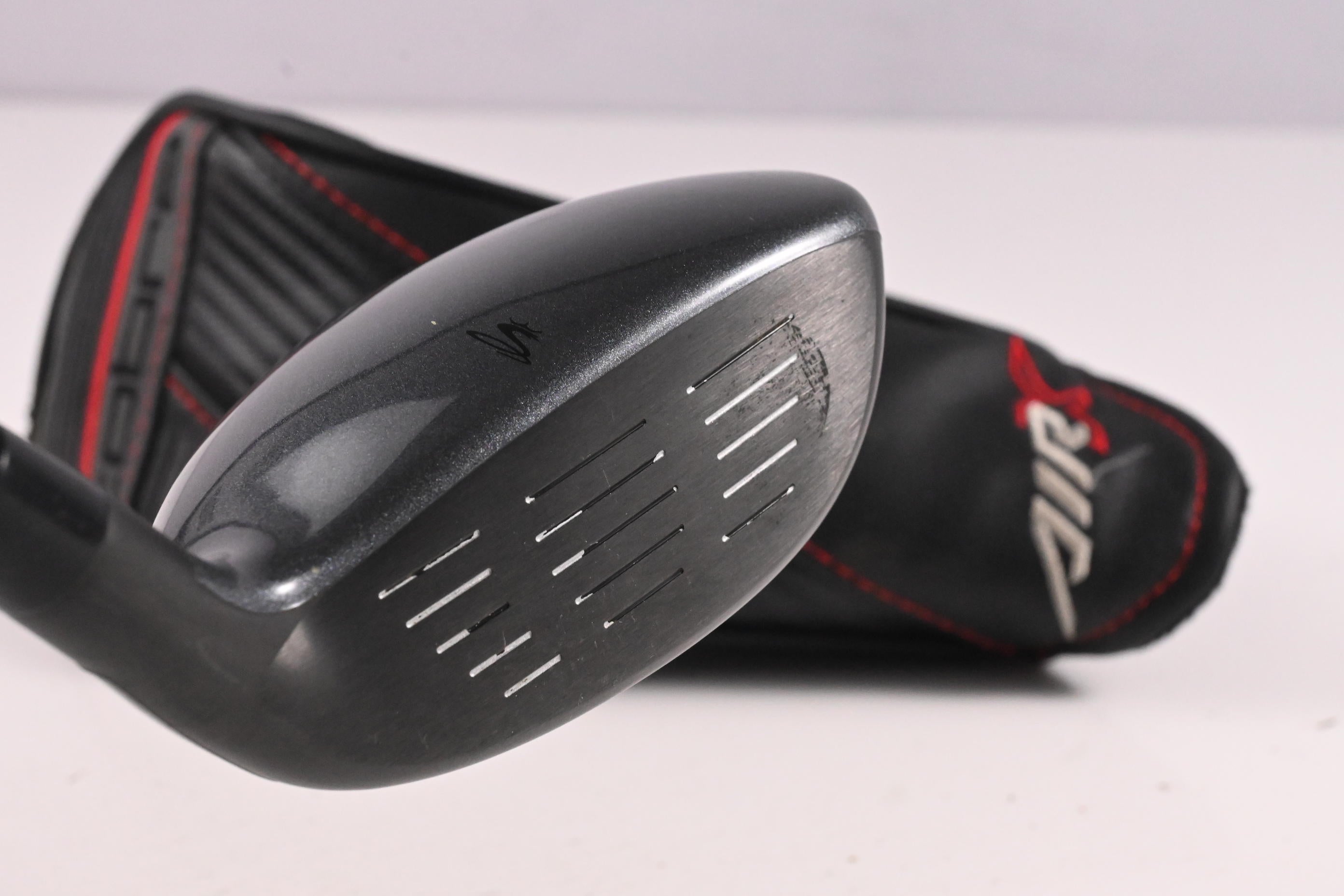 Left Hand Cobra Air-X #3 Hybrid / 19 Degree / Regular Flex Cobra Ultralite 50