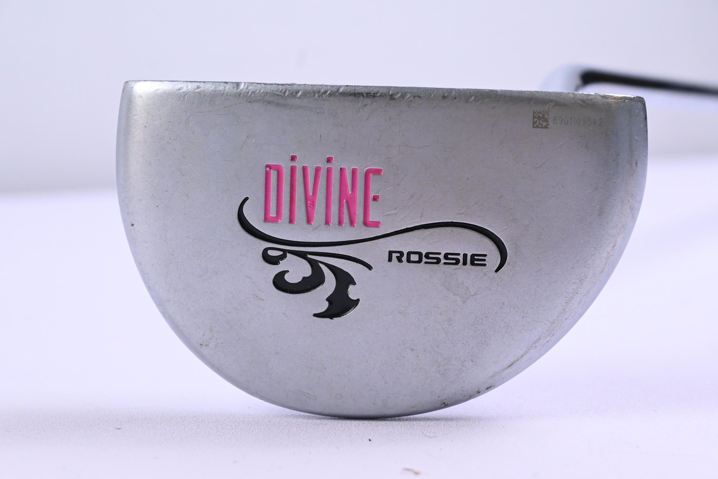 Ladies Odyssey Divine Pink Rossie Putter / 33 Inch