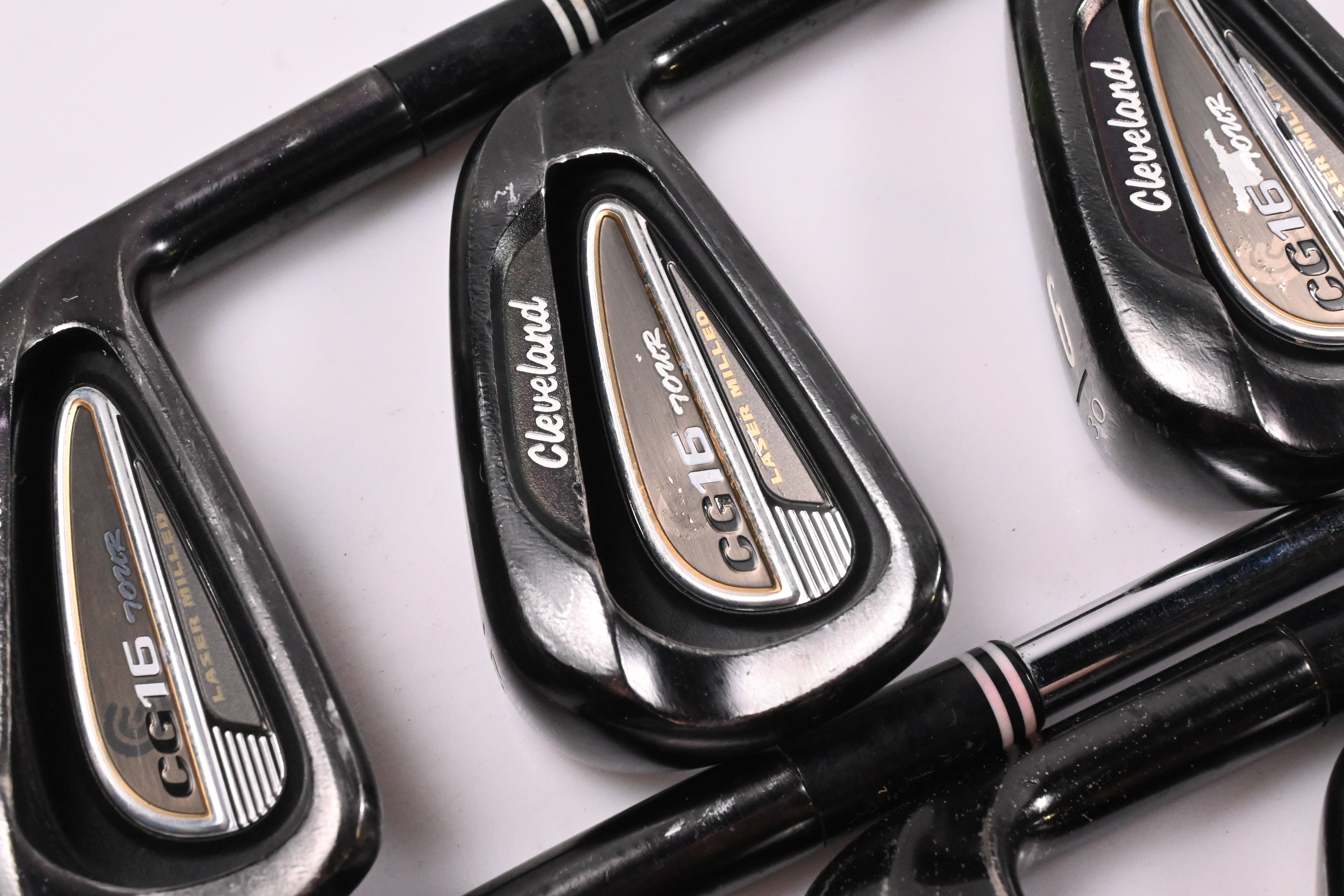 Cleveland CG16 Tour Irons / 4-PW / Stiff Flex Dynamic Gold S300 Shafts