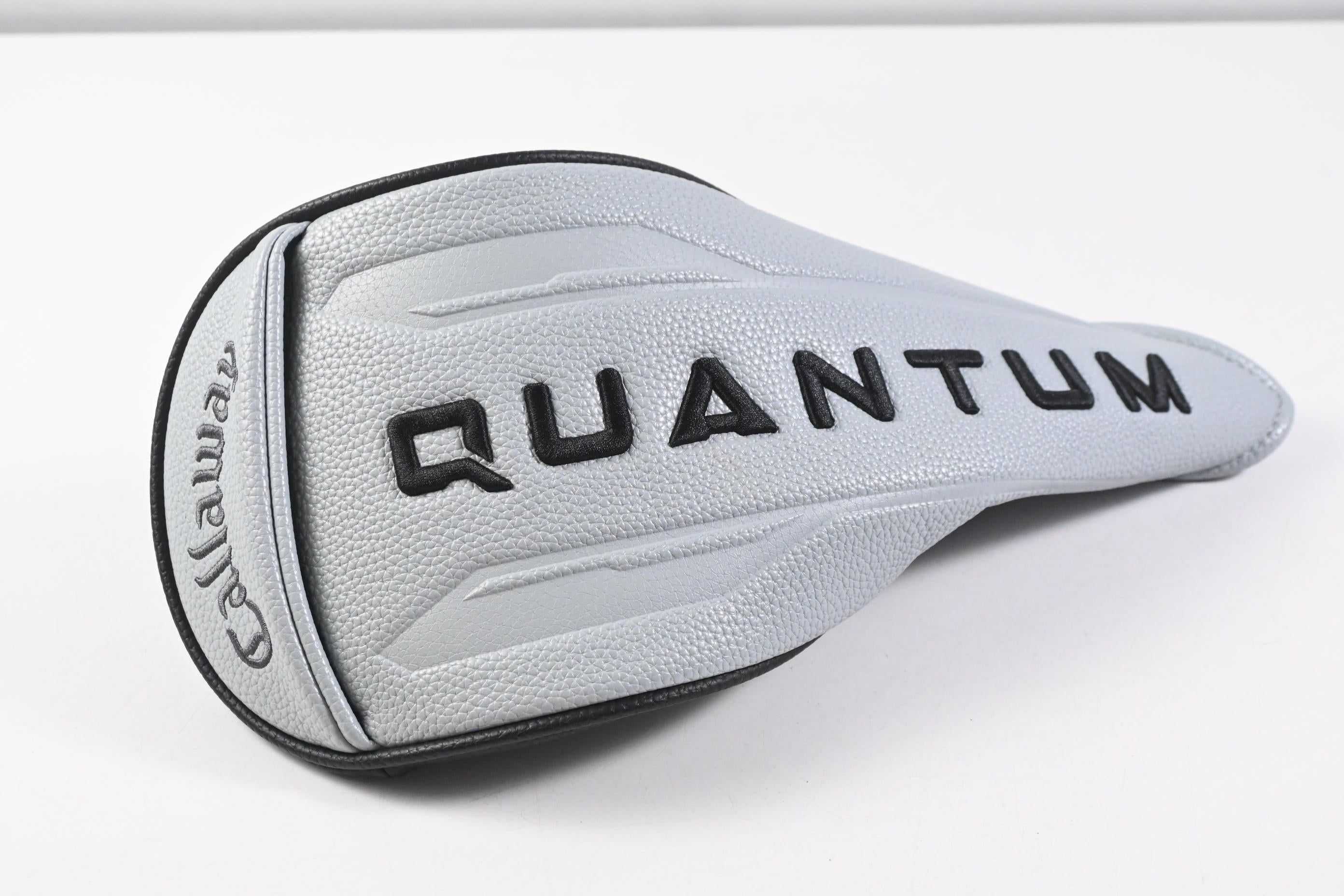Callaway Quantum Max D Driver / 10.5 Degree / Stiff Flex Denali Frost Silver 50