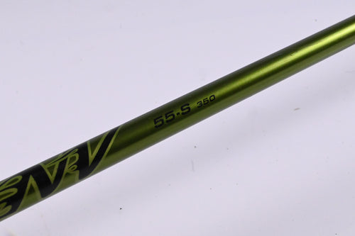 Callaway Mavrik Driver / 10.5 Degree / Stiff Flex Aldila NV Green 55 Shaft