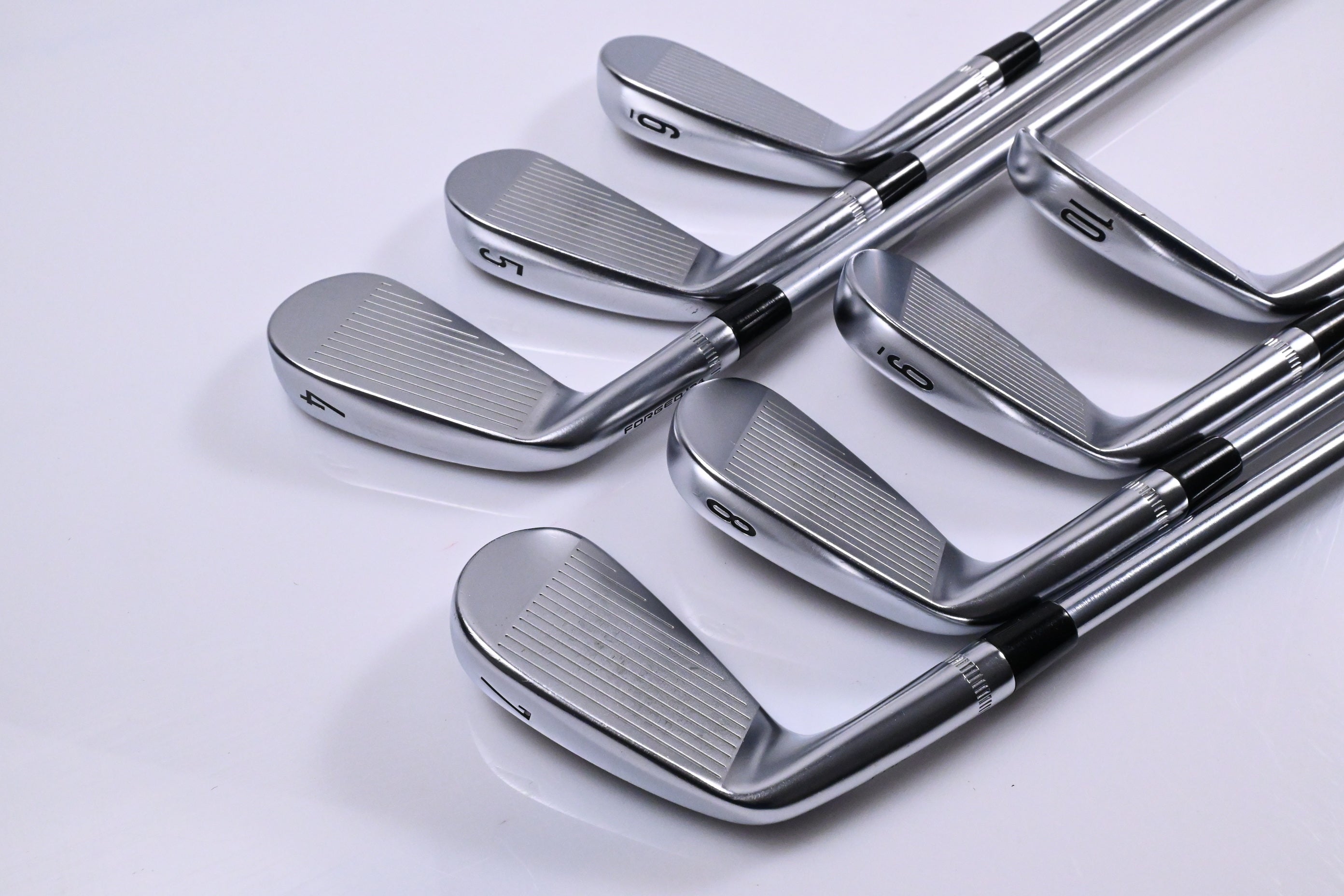 Callaway Apex CB 24 Irons / 4-PW / Regular+ Flex Project X IO 105 Shafts