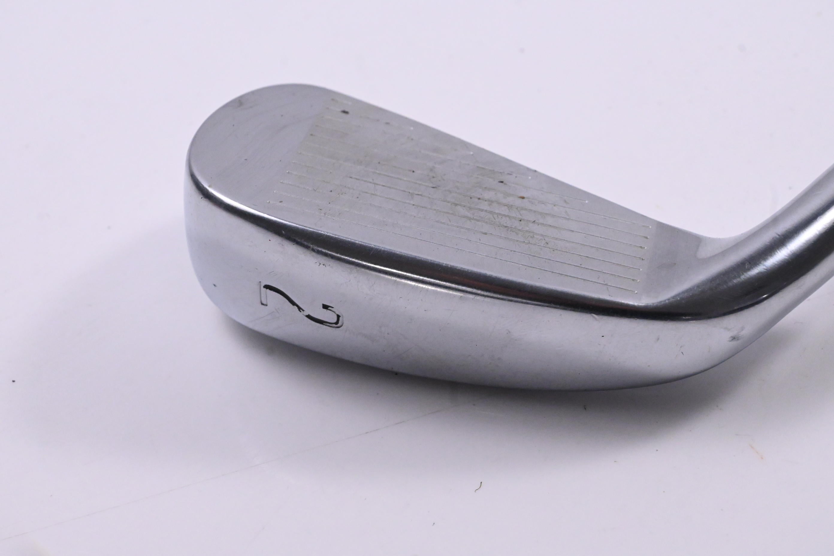 Titleist U505 #2 Iron / 18 Degree / Stiff Flex Project X HZRDUS GEN4 Black 80