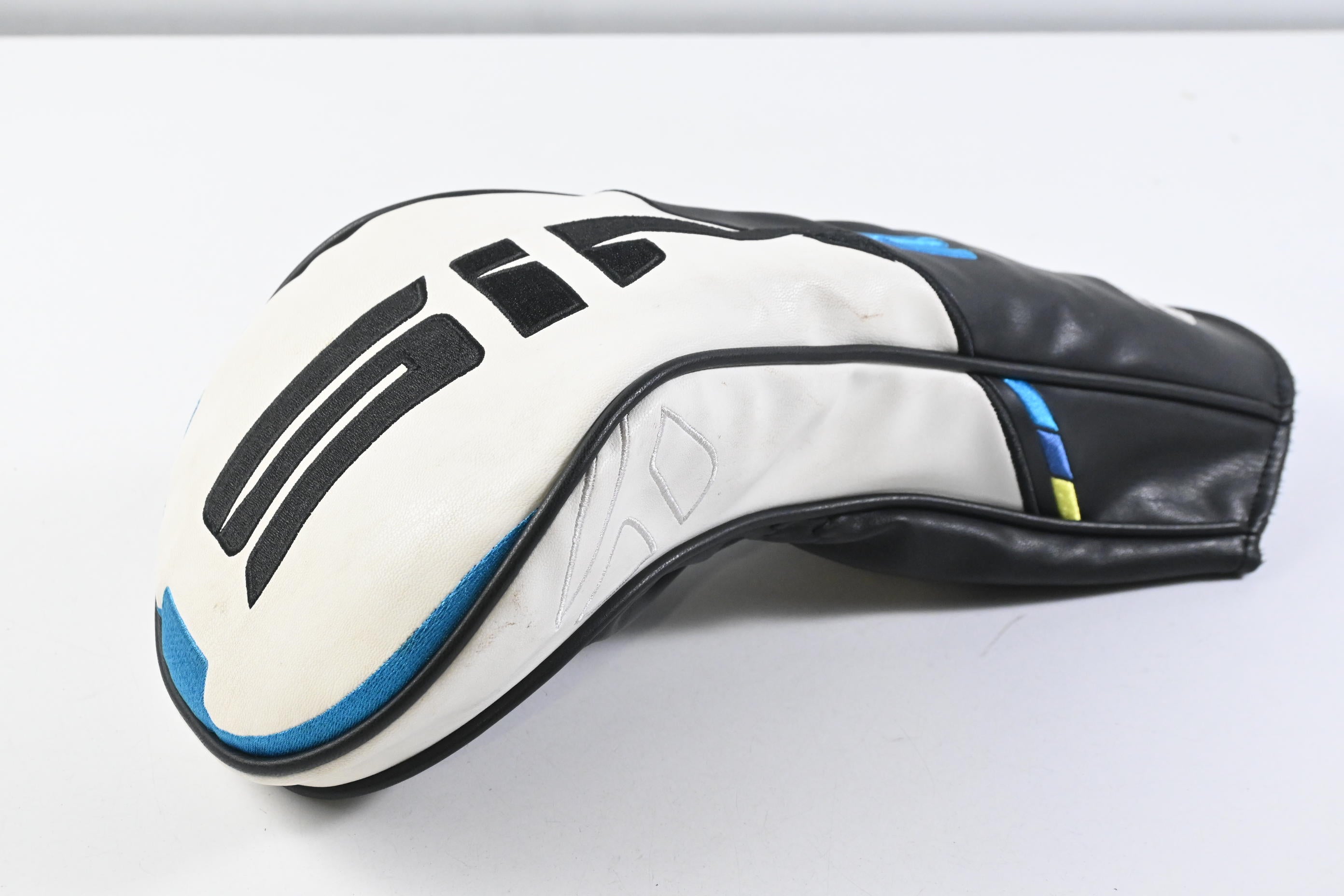 Taylormade SIM2 Max Driver / 12 Degree / Regular Flex Fujikura Ventus Blue 6
