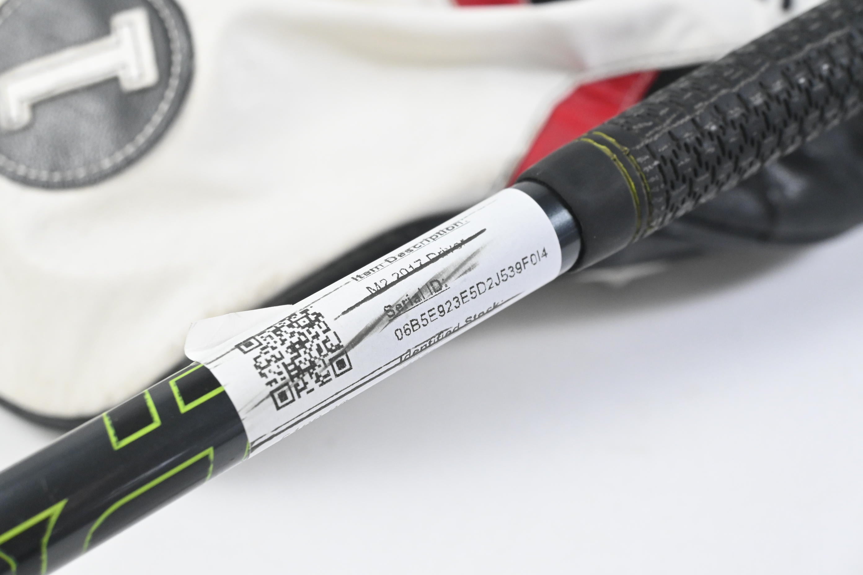 Taylormade M2 2017 Driver / 10.5 Degree / Regular Flex Fujikura XLR8 Pro 56 Shaft