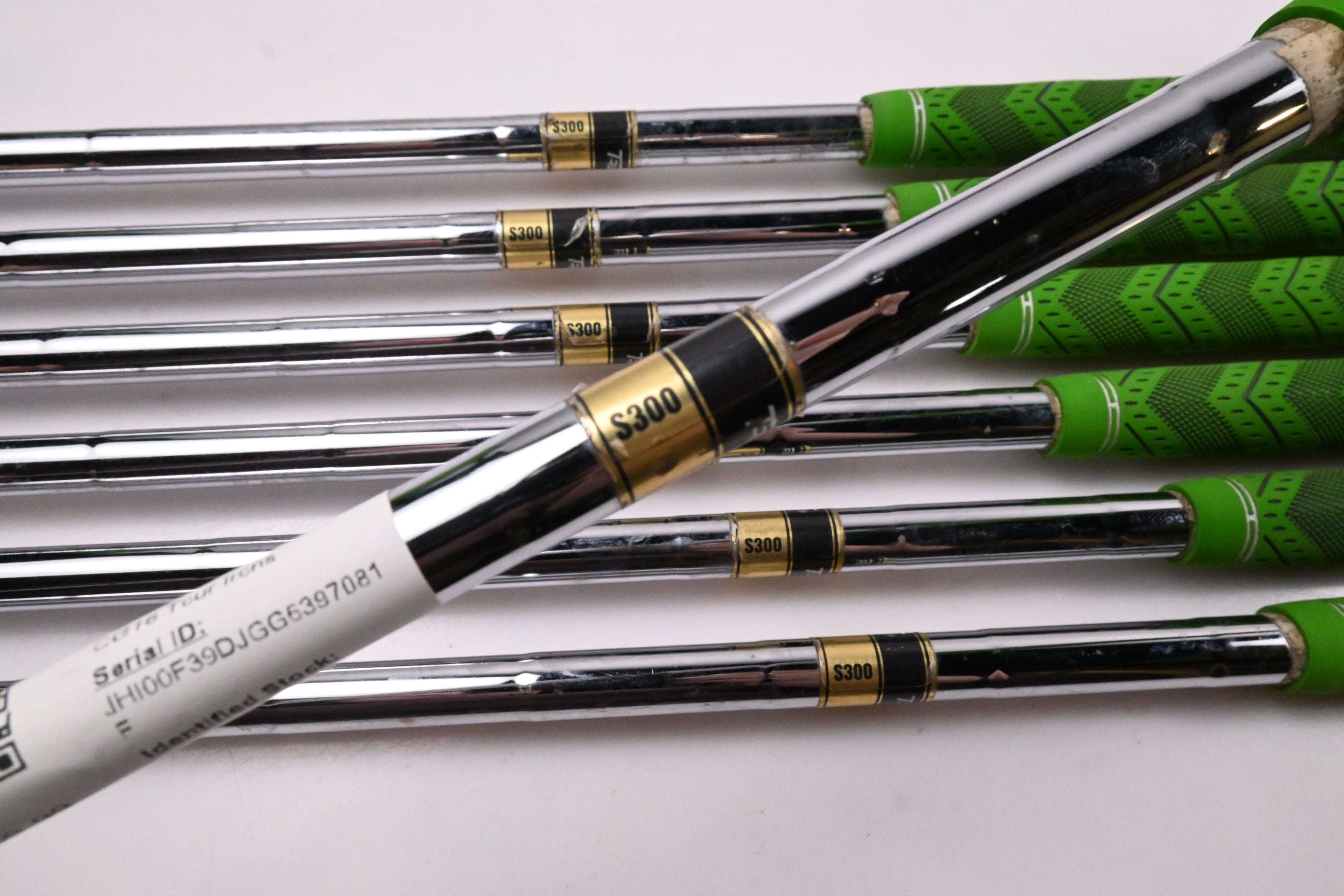 Cleveland CG16 Tour Irons / 4-PW / Stiff Flex Dynamic Gold S300 Shafts