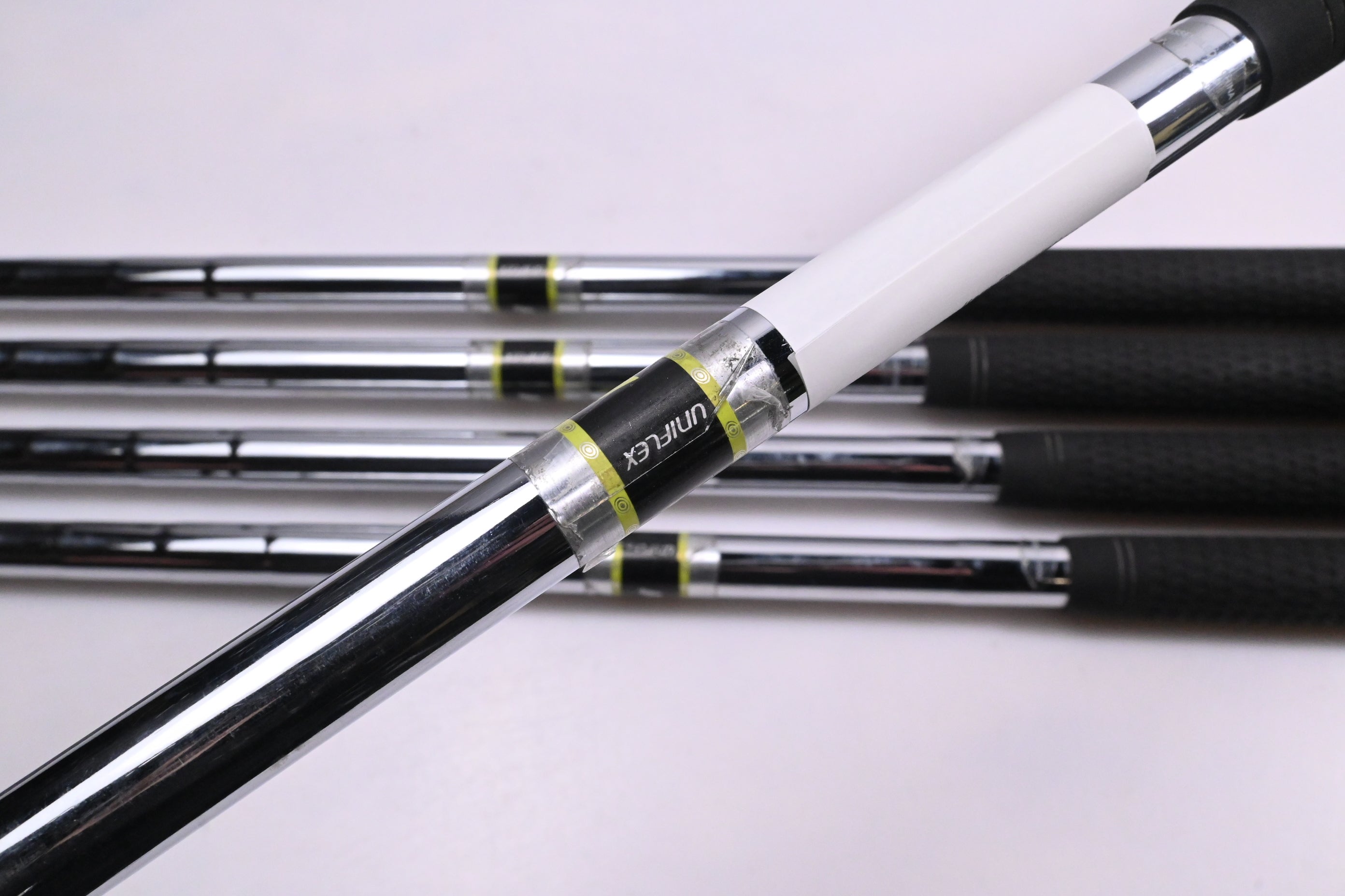 Tour Edge HL4 Irons / 6-PW / UniFlex Tour Edge Shafts