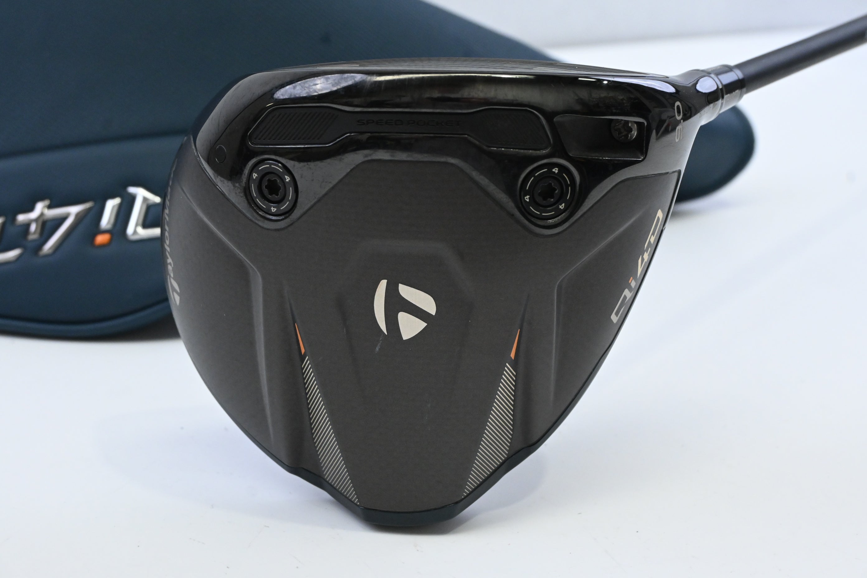 Taylormade Qi4D Driver / 9 Degree / Regular Flex Taylormade Reax Blue 50 Shaft