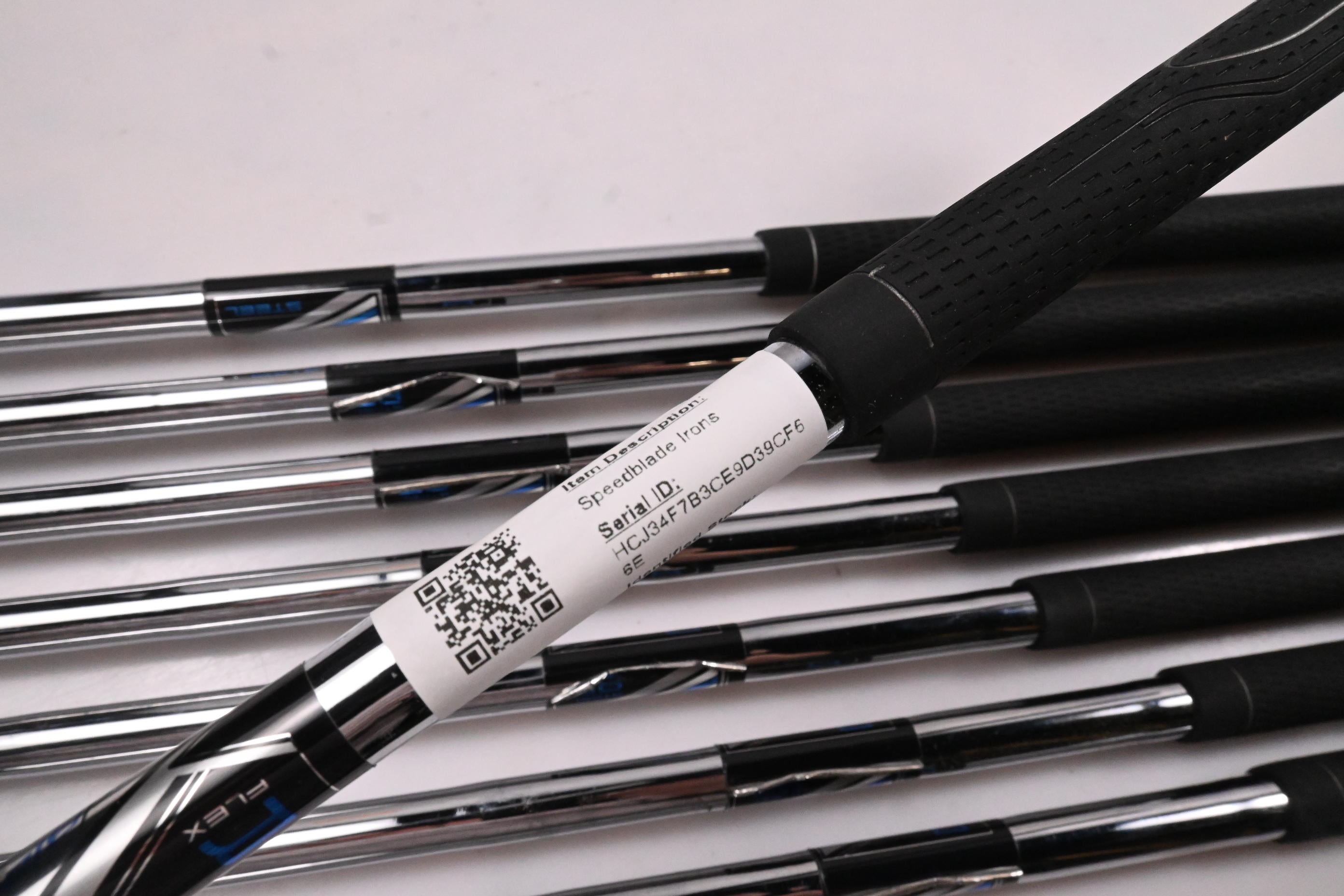 Taylormade Speedblade Irons / 4-PW+SW / Regular Flex SpeedBlade 85 Shafts