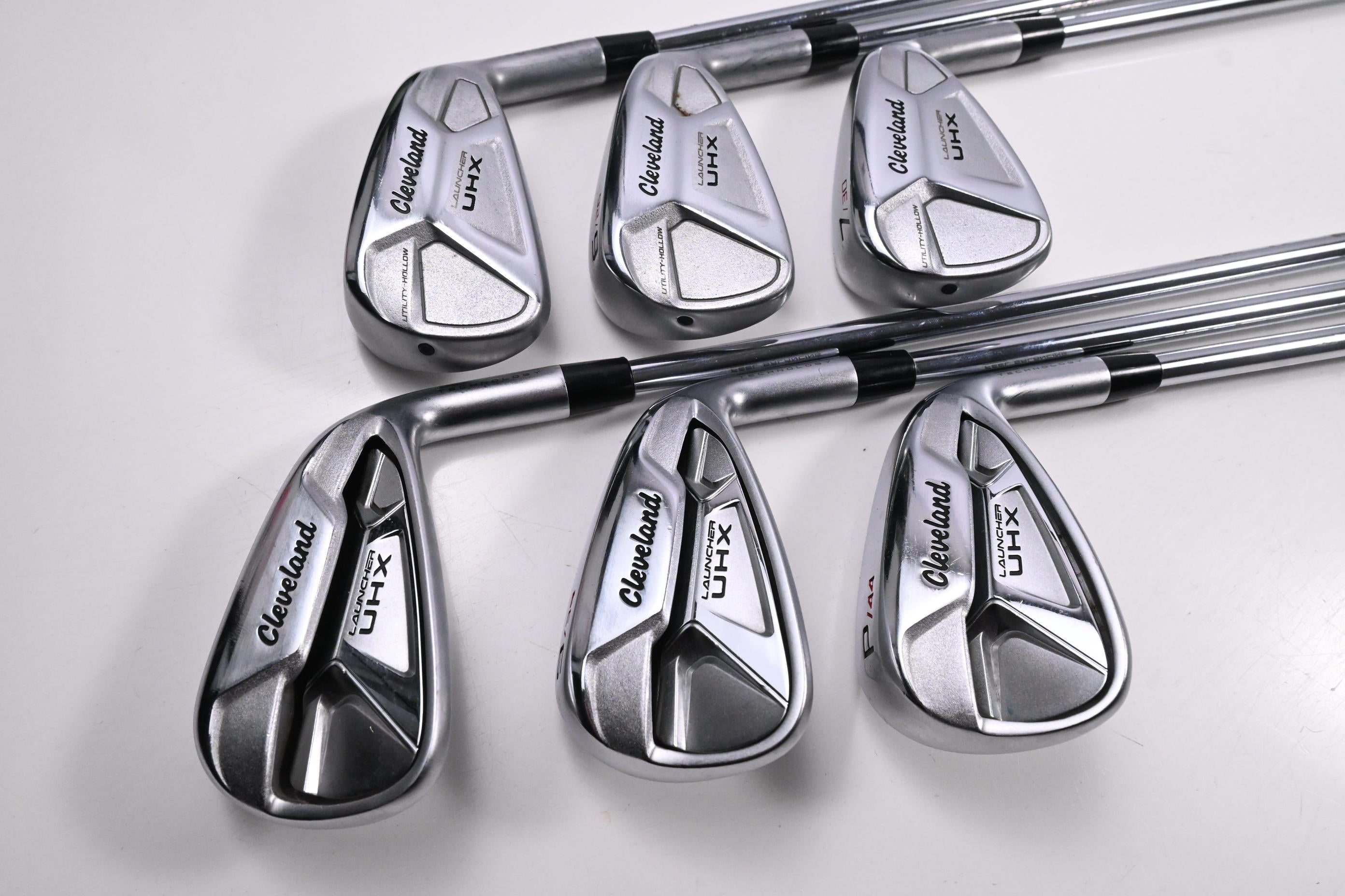 Cleveland Launcher UHX Irons / 5-PW / Regular Flex Dynamic Gold 98 Shafts