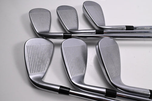 Cleveland Launcher UHX Irons / 5-PW / Regular Flex Dynamic Gold 98 Shafts