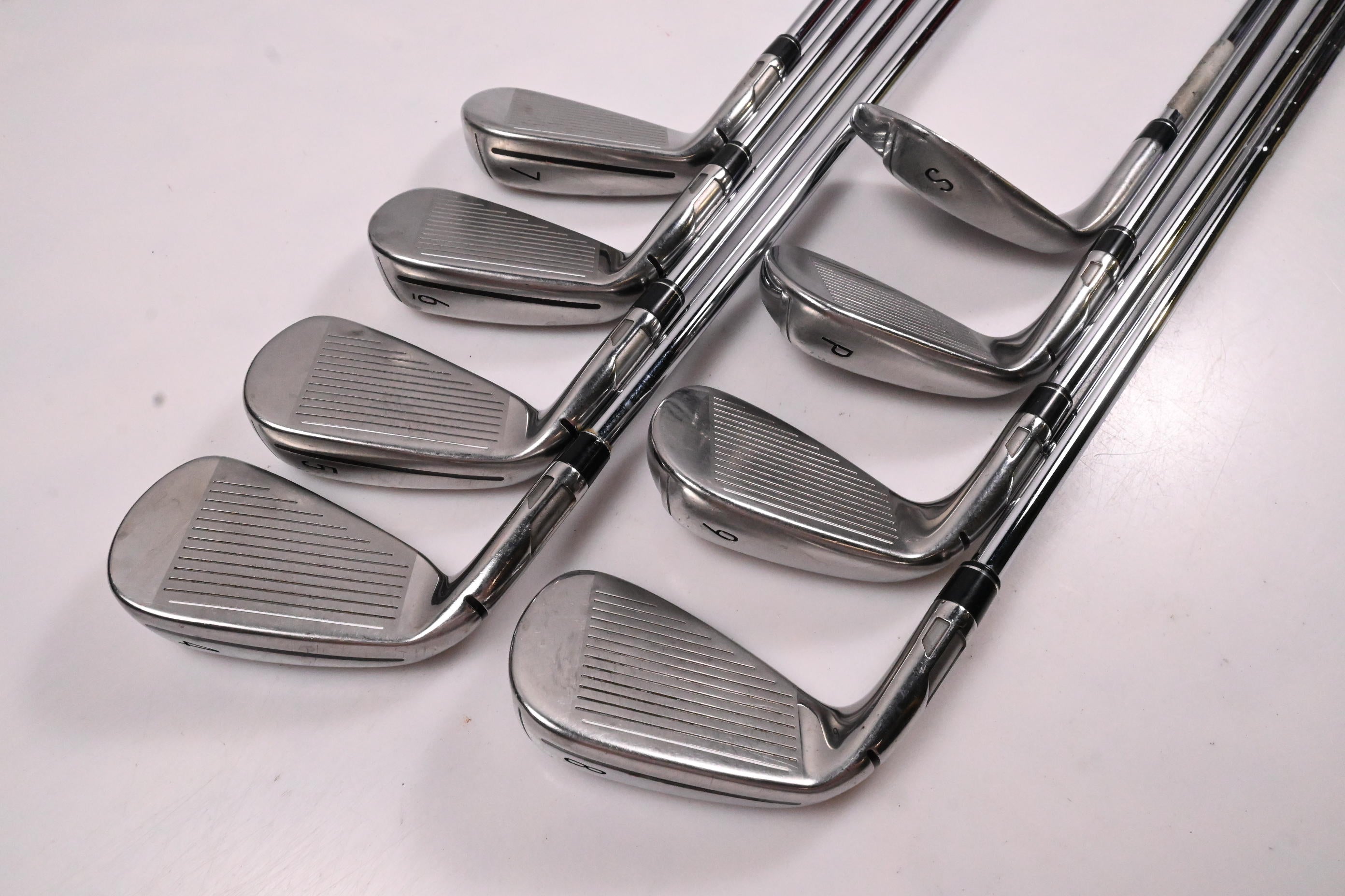 Taylormade SIM Max OS Irons / 4-PW+SW / Regular Flex KBS MAX 85 Shafts