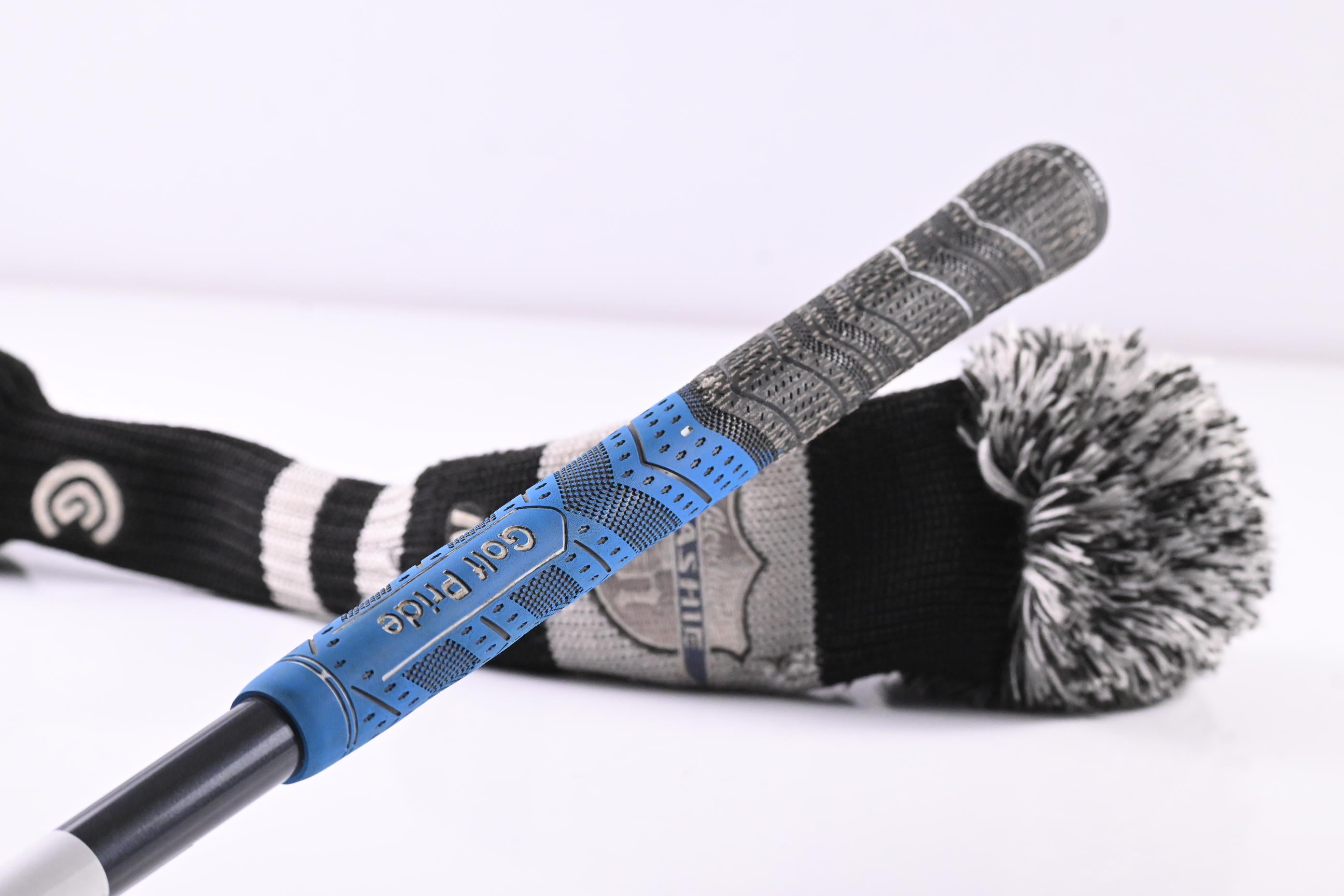 Cleveland Mashie #2 Hybrid / 18 Degree / Stiff Flex Miyazaki 95 Shaft