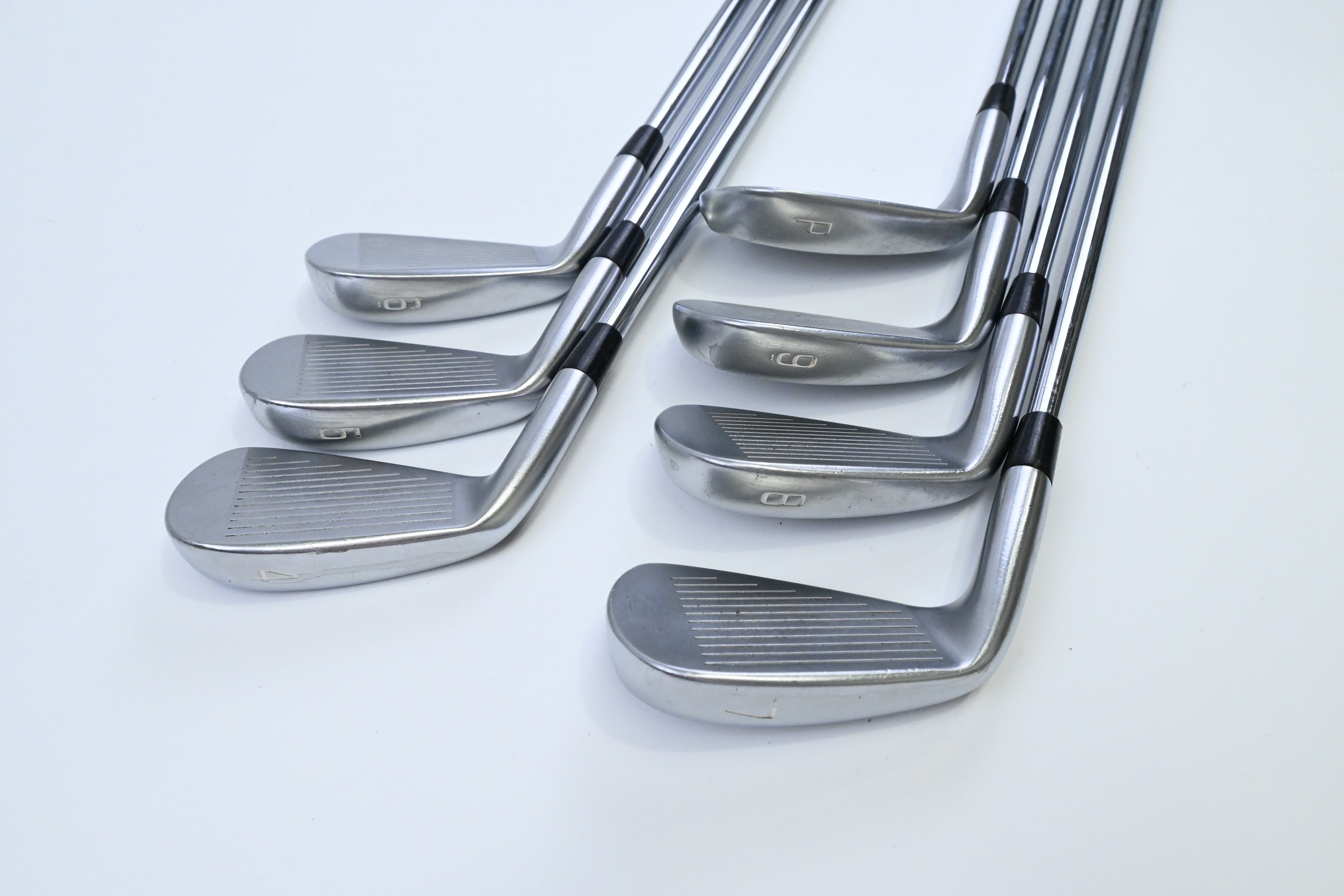 Mizuno JPX 919 Forged Irons / 4-PW / Regular Flex Dynamic Gold 105 R300 Shafts