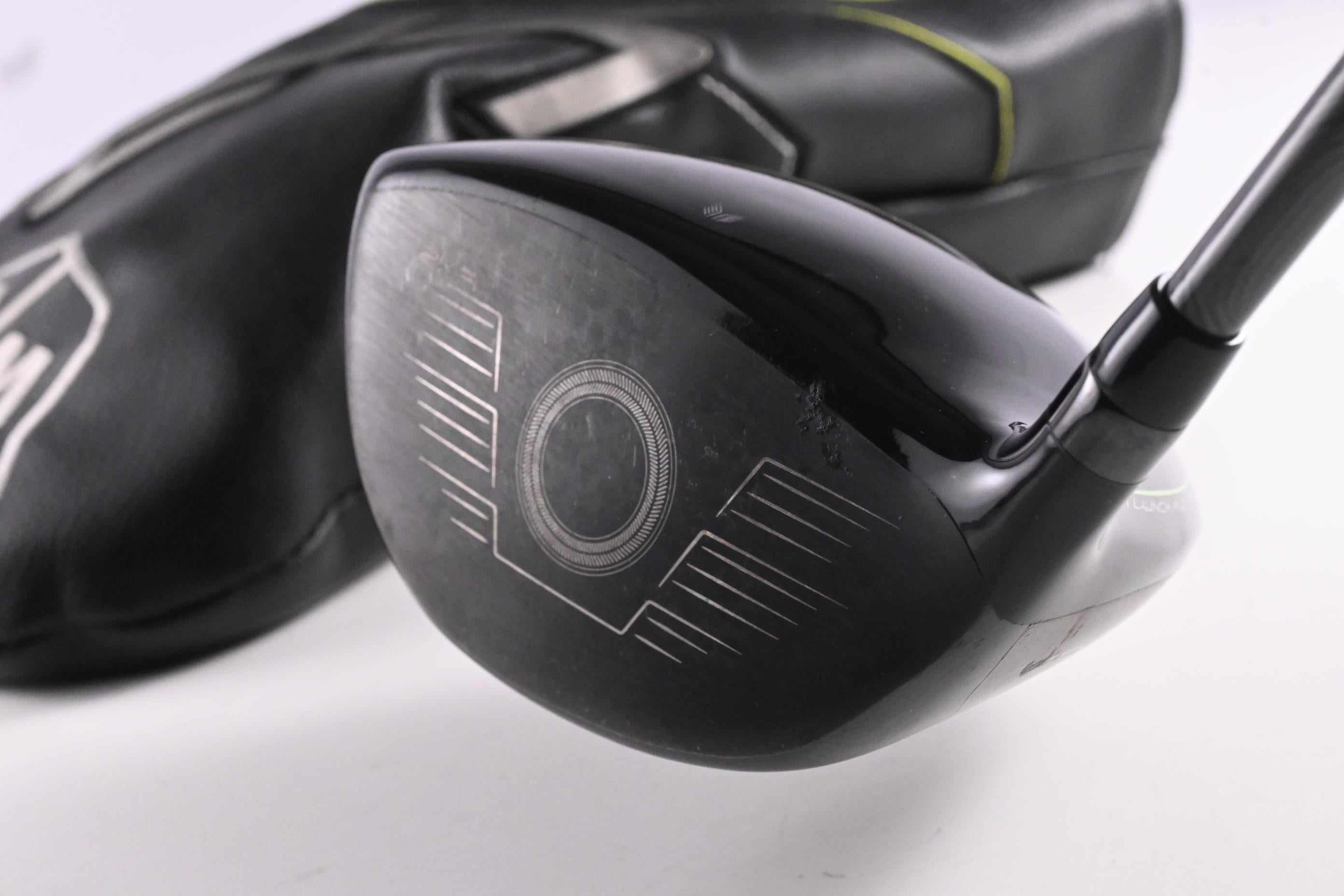 Wilson Launch Pad 2022 Driver / 10.5 Degree / Regular Flex EvenFlow 55 Shaft
