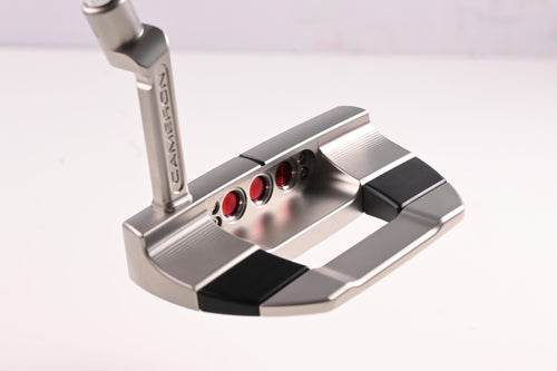 Scotty Cameron Studio Style Fastback 2 2025 Putter / 33 Inch