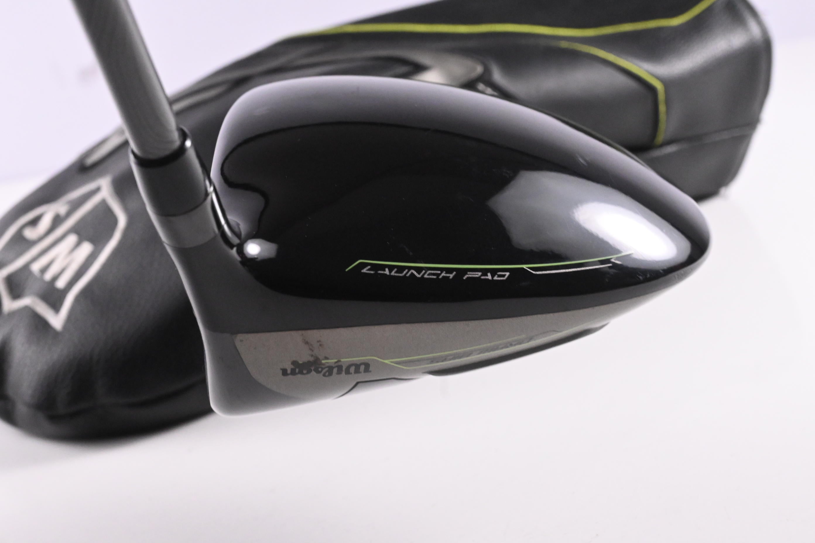 Wilson Launch Pad 2022 Driver / 10.5 Degree / Regular Flex EvenFlow 55 Shaft