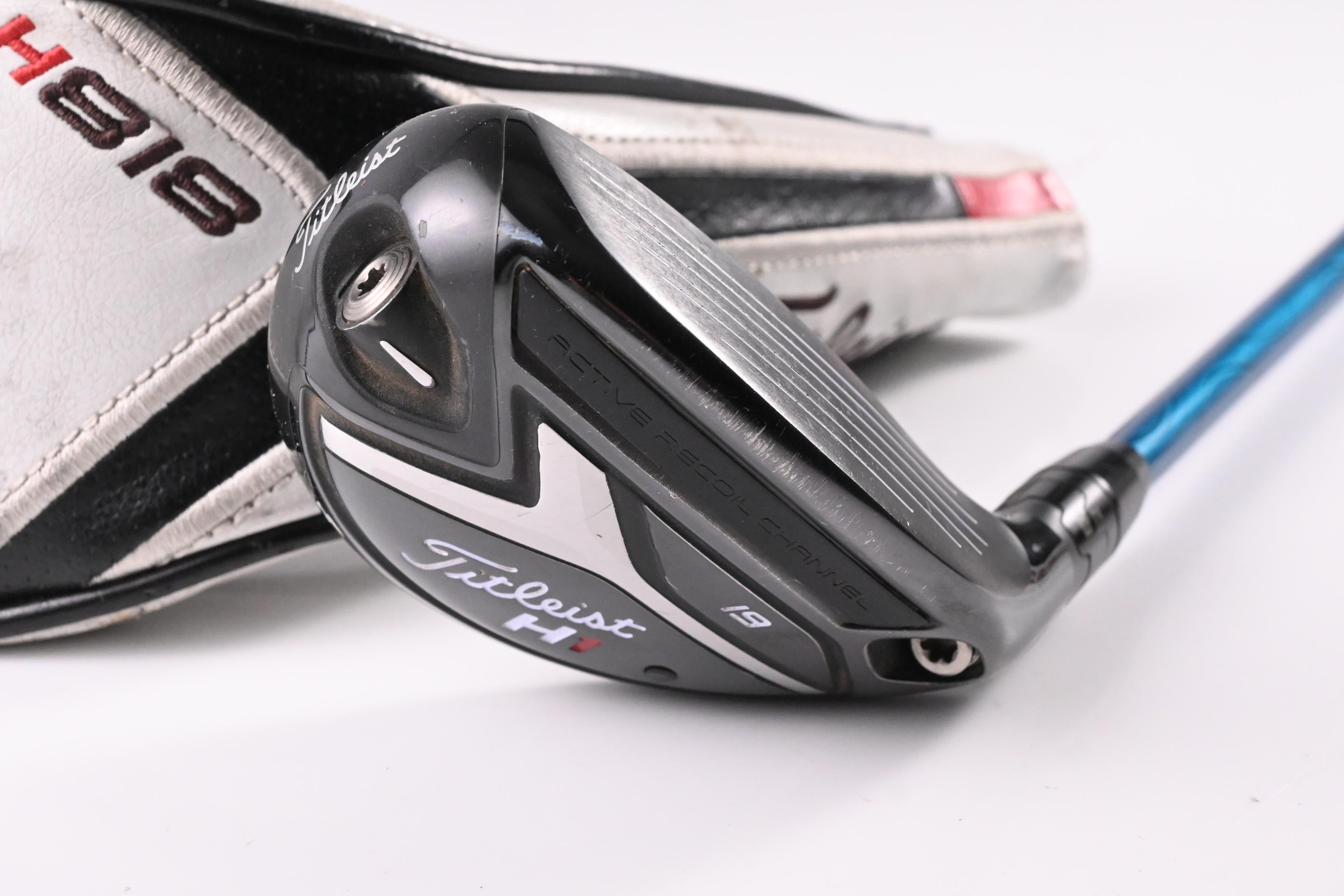 Titleist 818 H1 #3 Hybrid / 19 Degree / Regular Flex Evenflow Blue 85 Shaft