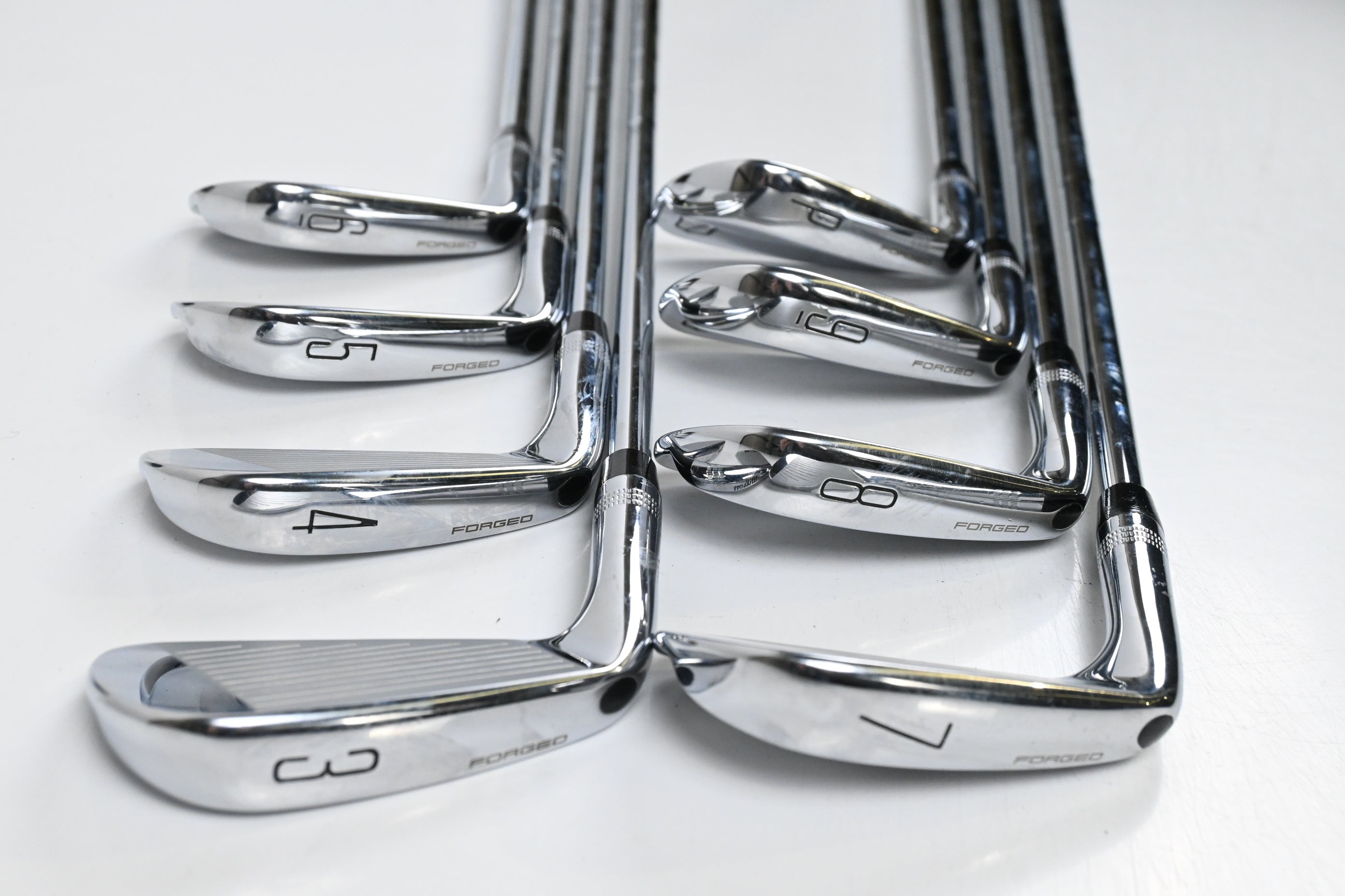 Wilson Staff Model Blade 2024 Irons / 3-PW / Stiff Flex Dynamic Gold S300 Shaft