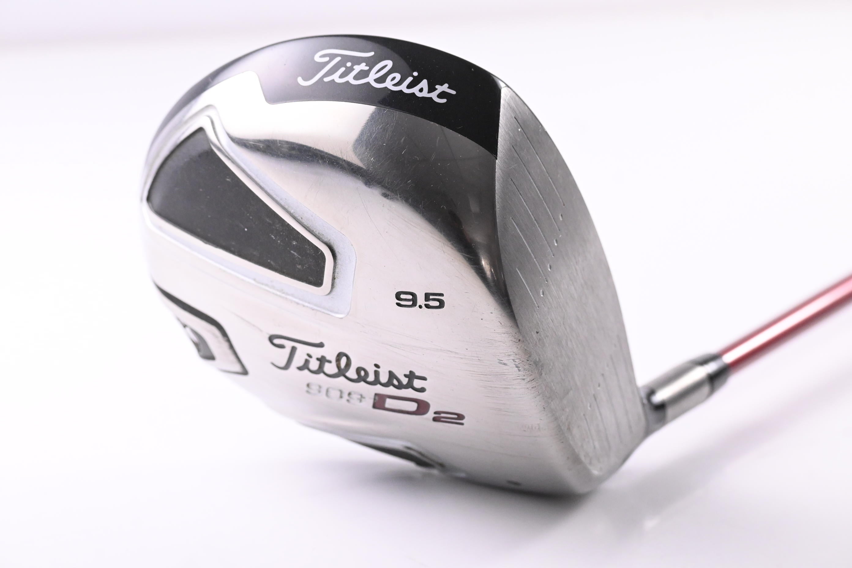 Titleist 909 D2 Driver / 9.5 Degree / Regular Flex Matrix Ozik Xcon-5 Shaft