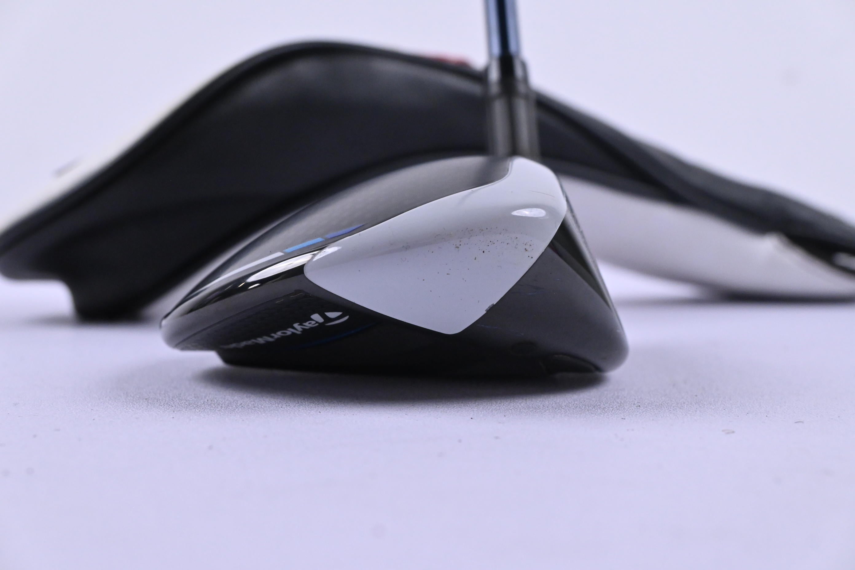 Taylormade SIM2 Max #5 Wood / 18 Degree / Regular Flex Fujikura Ventus Blue 5