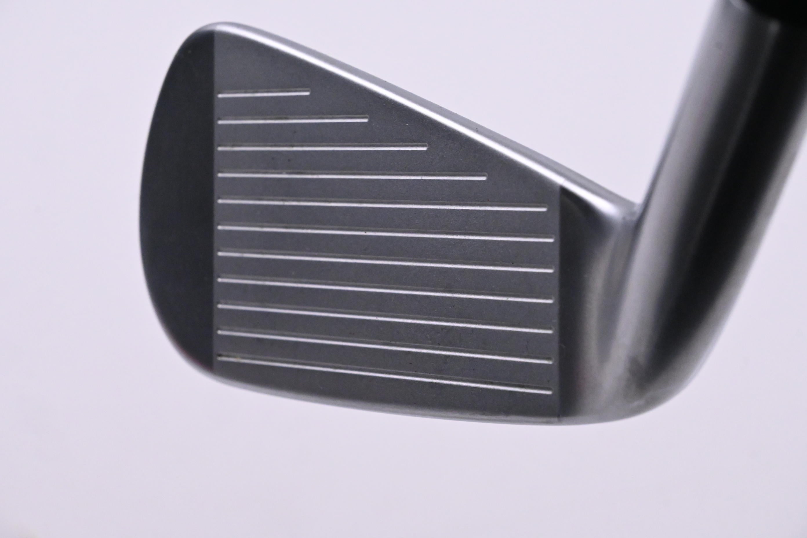 Titleist T250.U Utility #2 Iron / 18 Degree / X-Flex HZRDUS Gen5 Black 80 Shaft