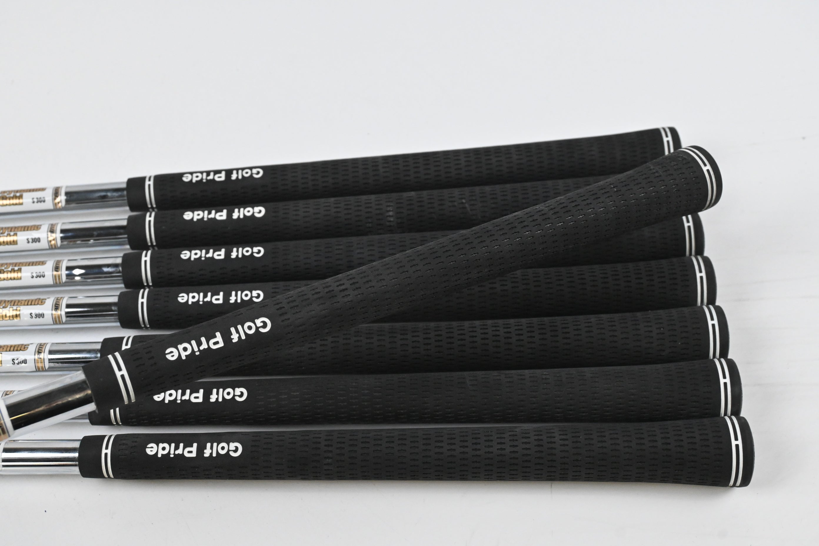 Wilson Staff Model Blade 2024 Irons / 3-PW / Stiff Flex Dynamic Gold S300 Shaft