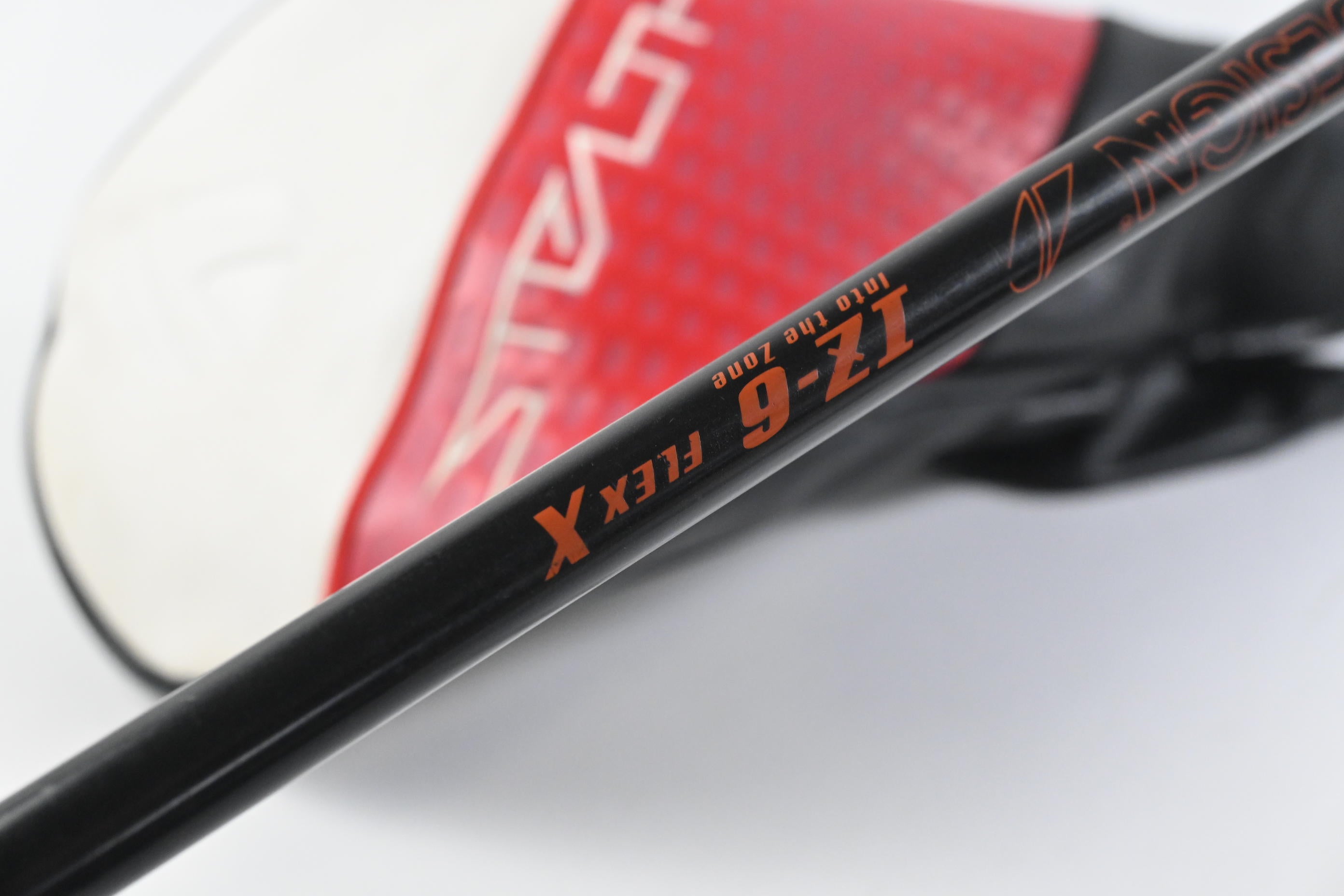 Taylormade Stealth 2 Plus Driver / 9 Degree / X-Flex Tour AD IZ-6 Shaft