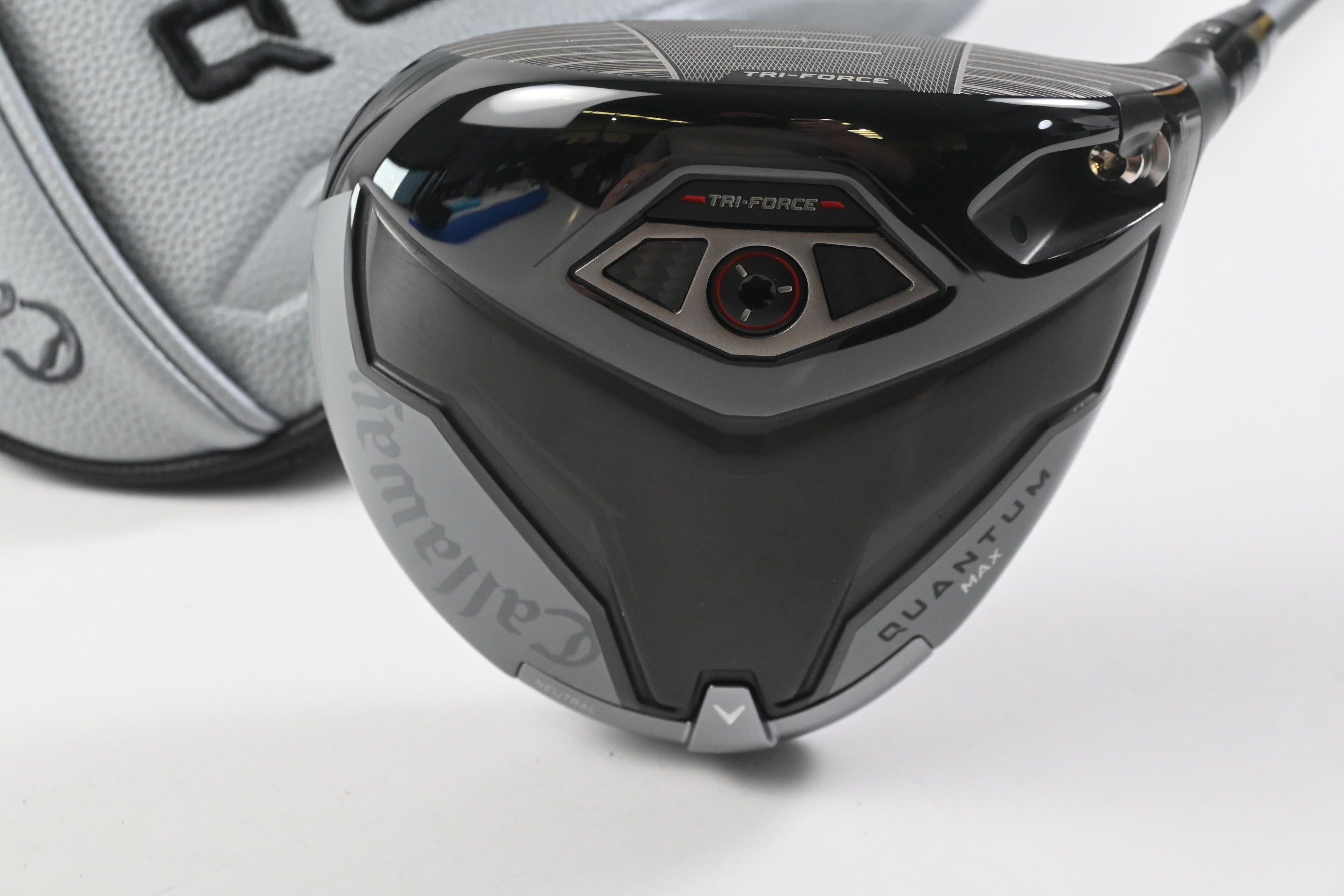 Callaway Quantum Max Driver / 10.5 Degree / Stiff Flex Denali Frost Silver 60 Shaft