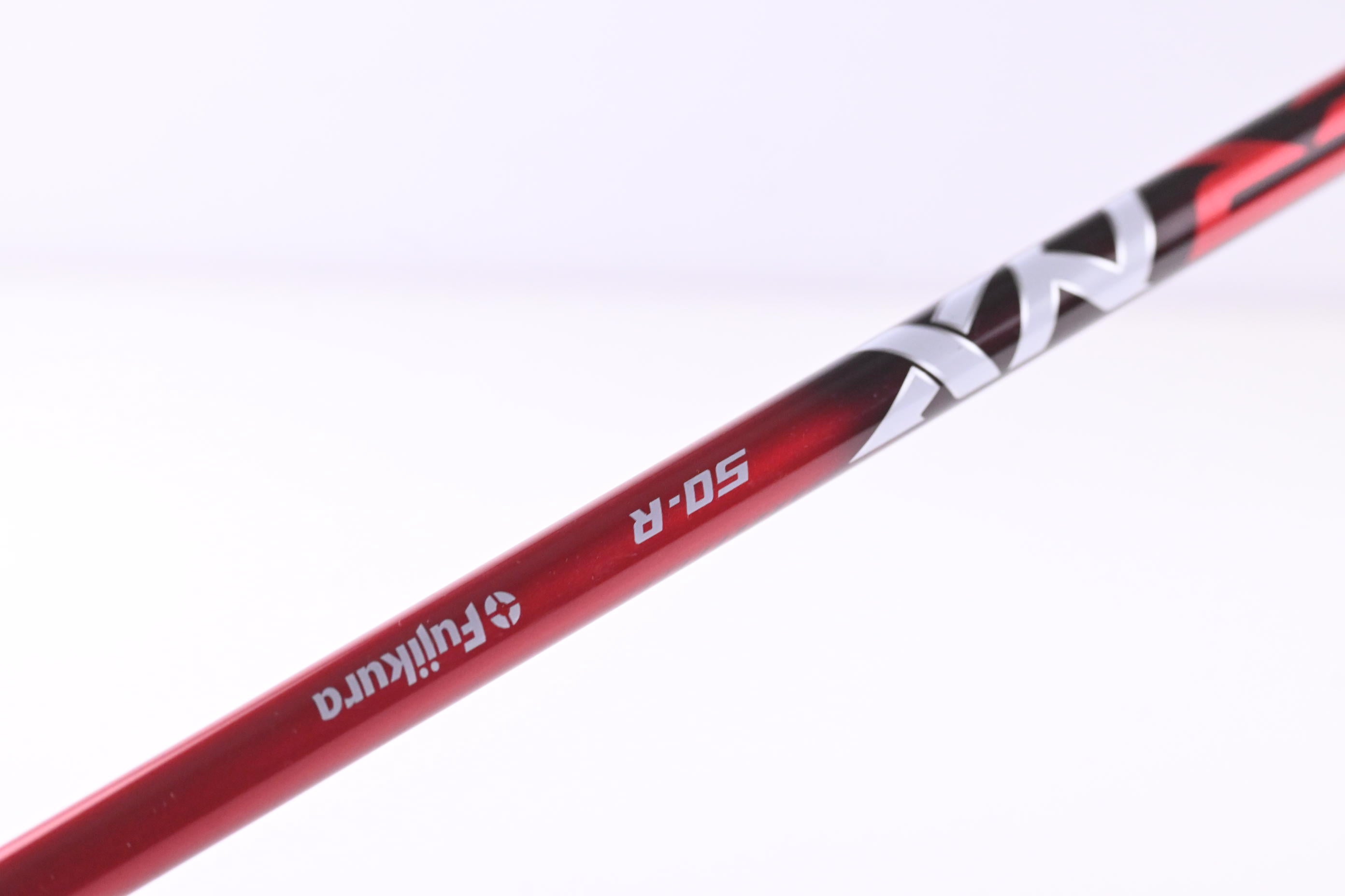 XXIO 9 Driver / 10.5 Degree / Regular Flex Fujikura Speeder NX 50 Shaft